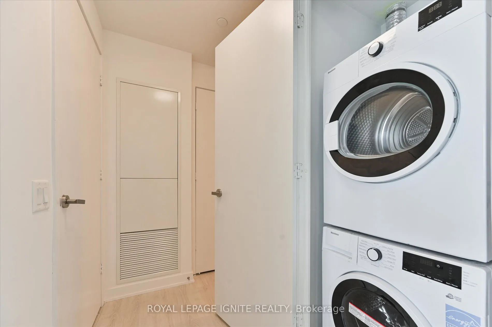 3883 Quartz Road, #501