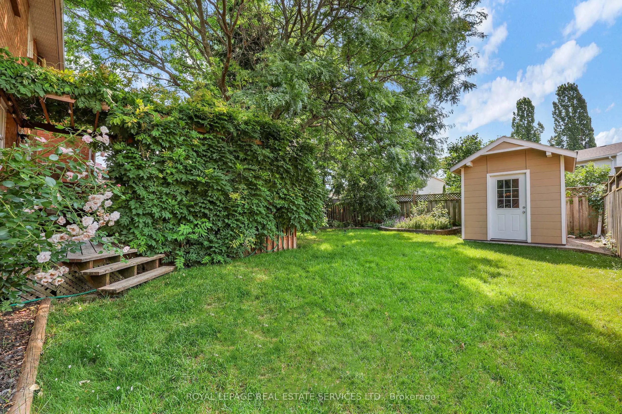 1062 Glenbrook Avenue