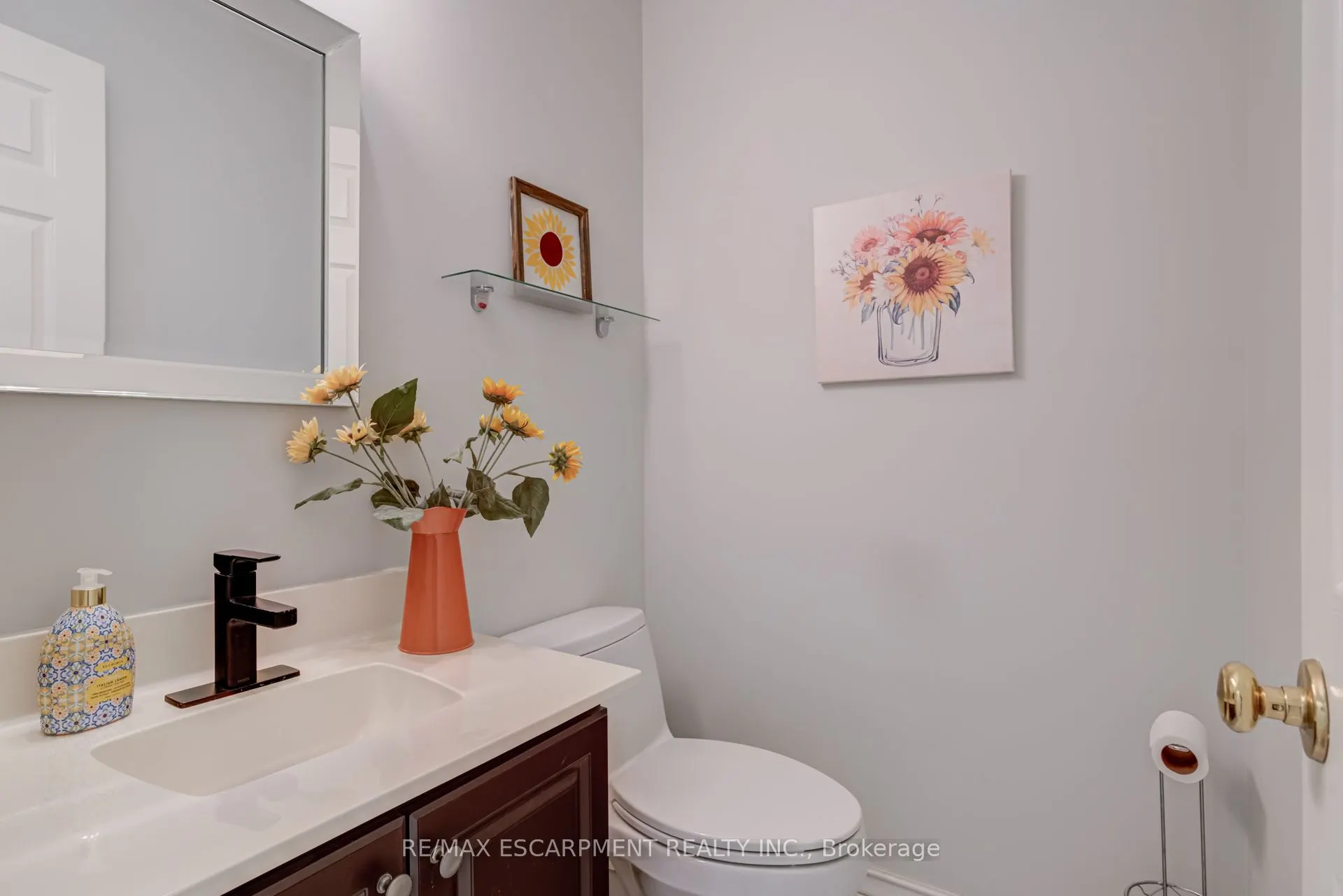 1560 Kerns Road, #5
