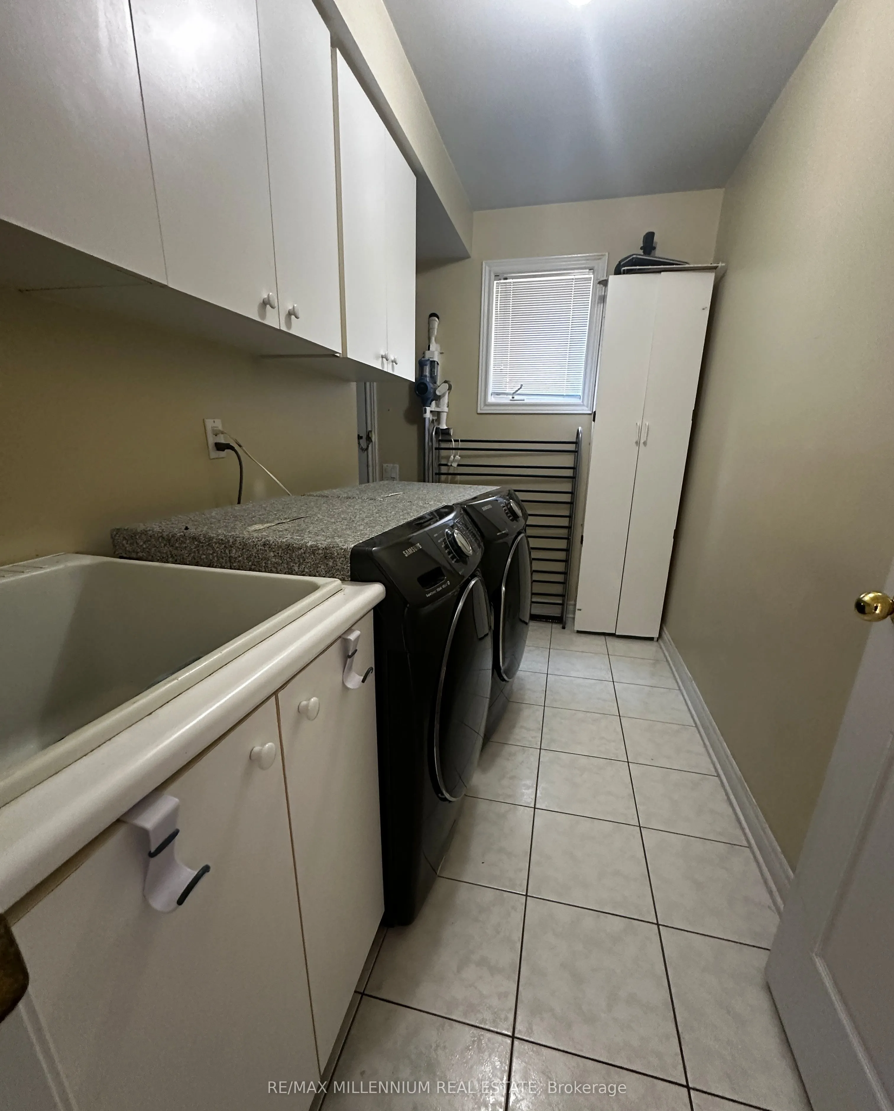 3091 Eden Oak Crescent, #Upper