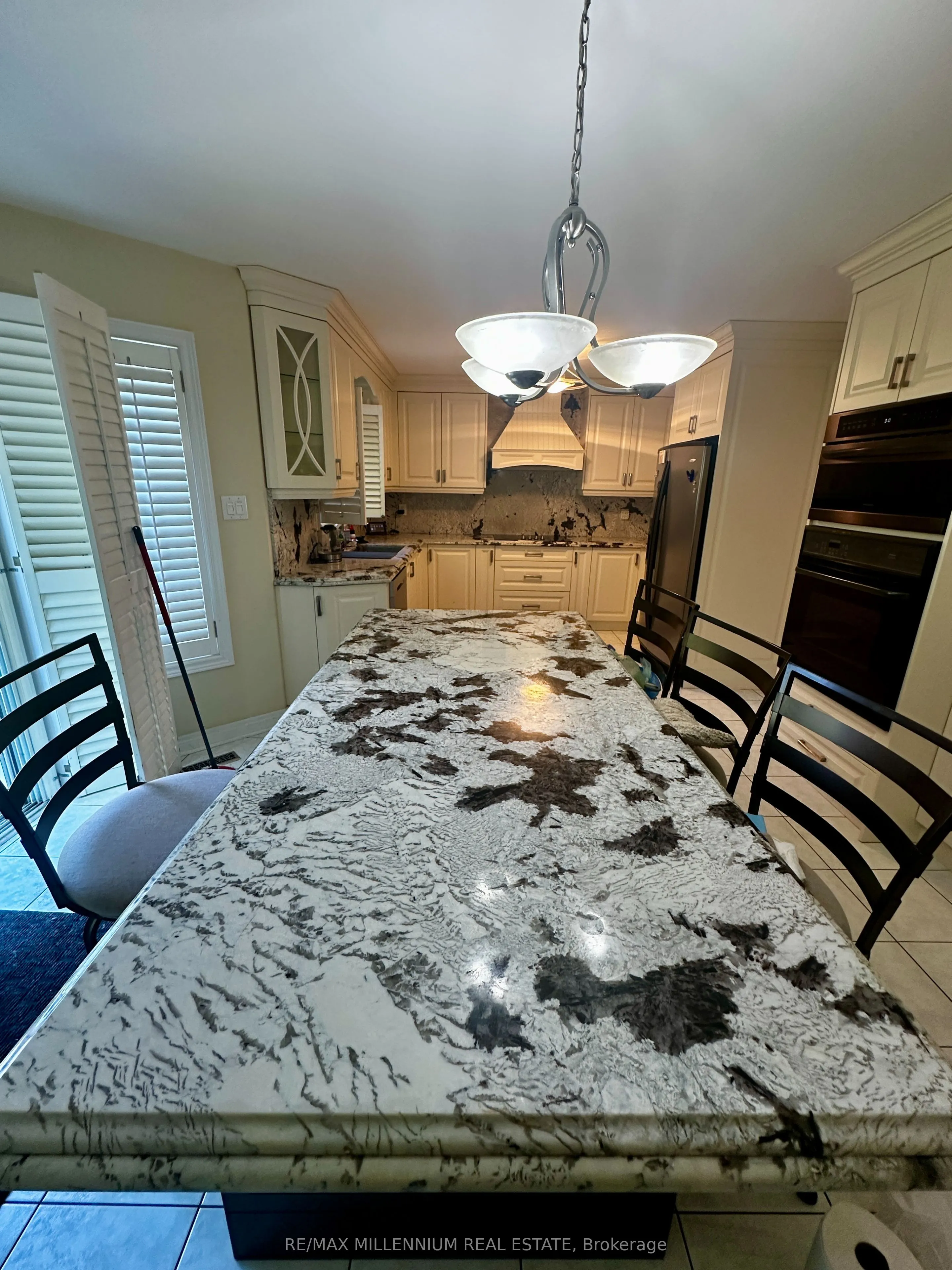 3091 Eden Oak Crescent, #Upper