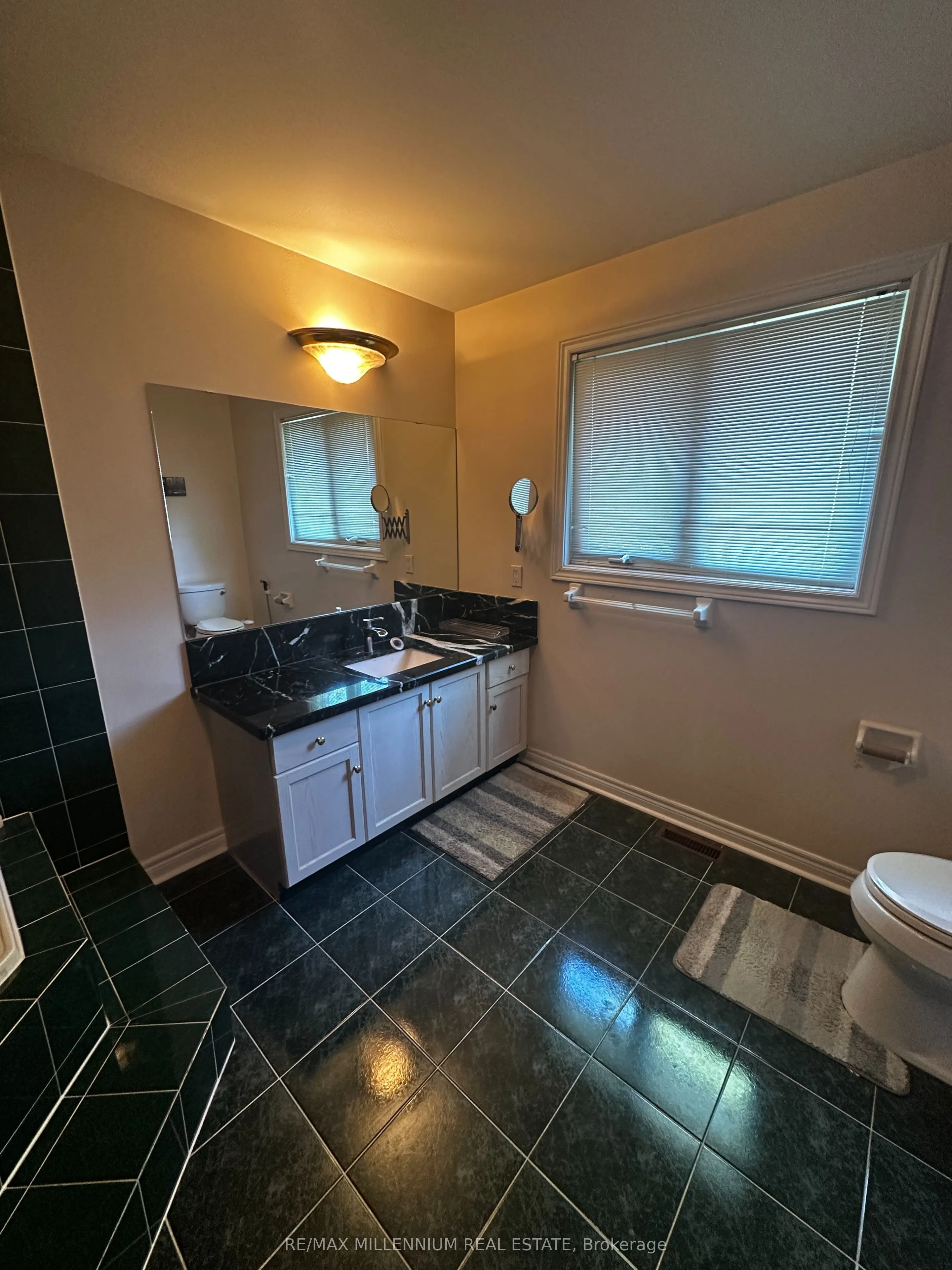 3091 Eden Oak Crescent, #Upper