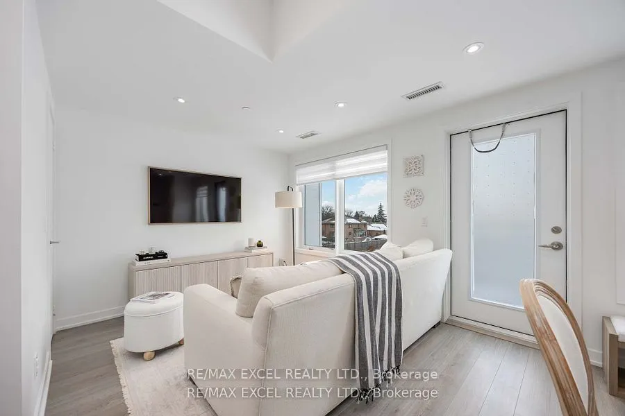 155 Downsview Park Boulevard, #208