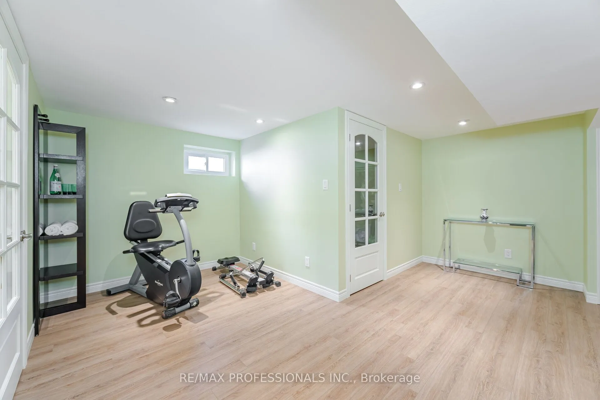 6 Tapley Drive