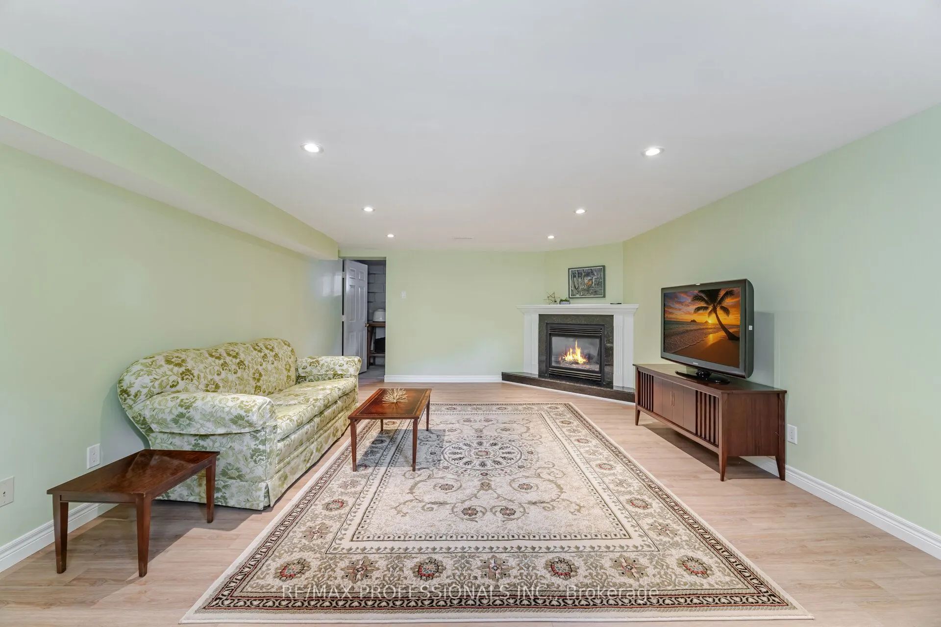 6 Tapley Drive