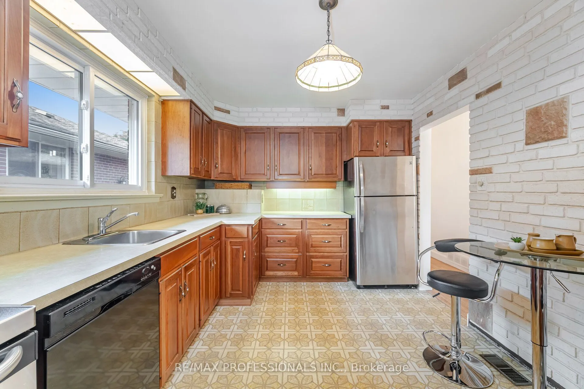 6 Tapley Drive