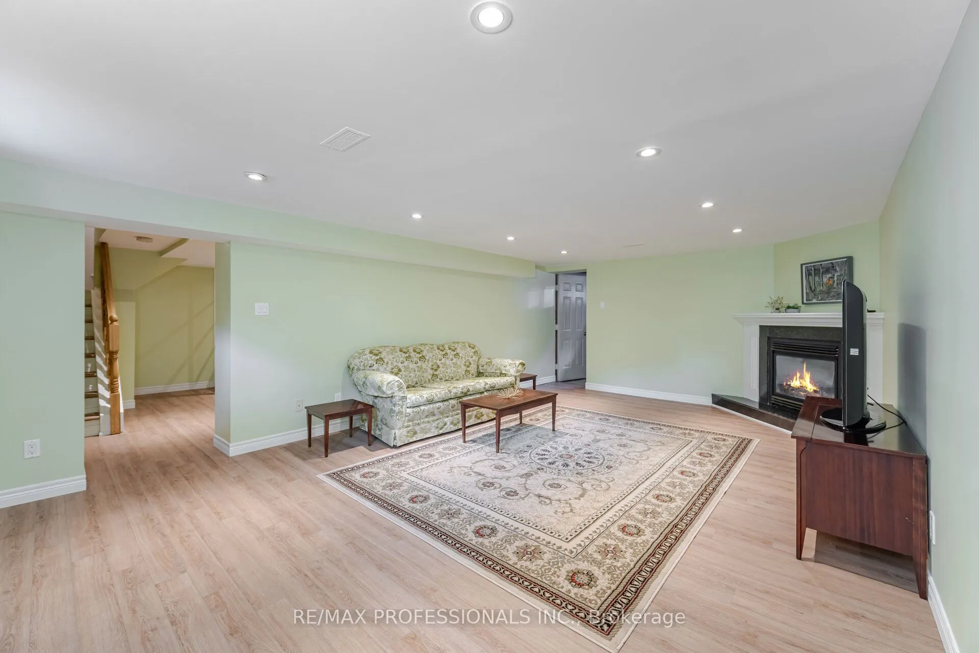 6 Tapley Drive