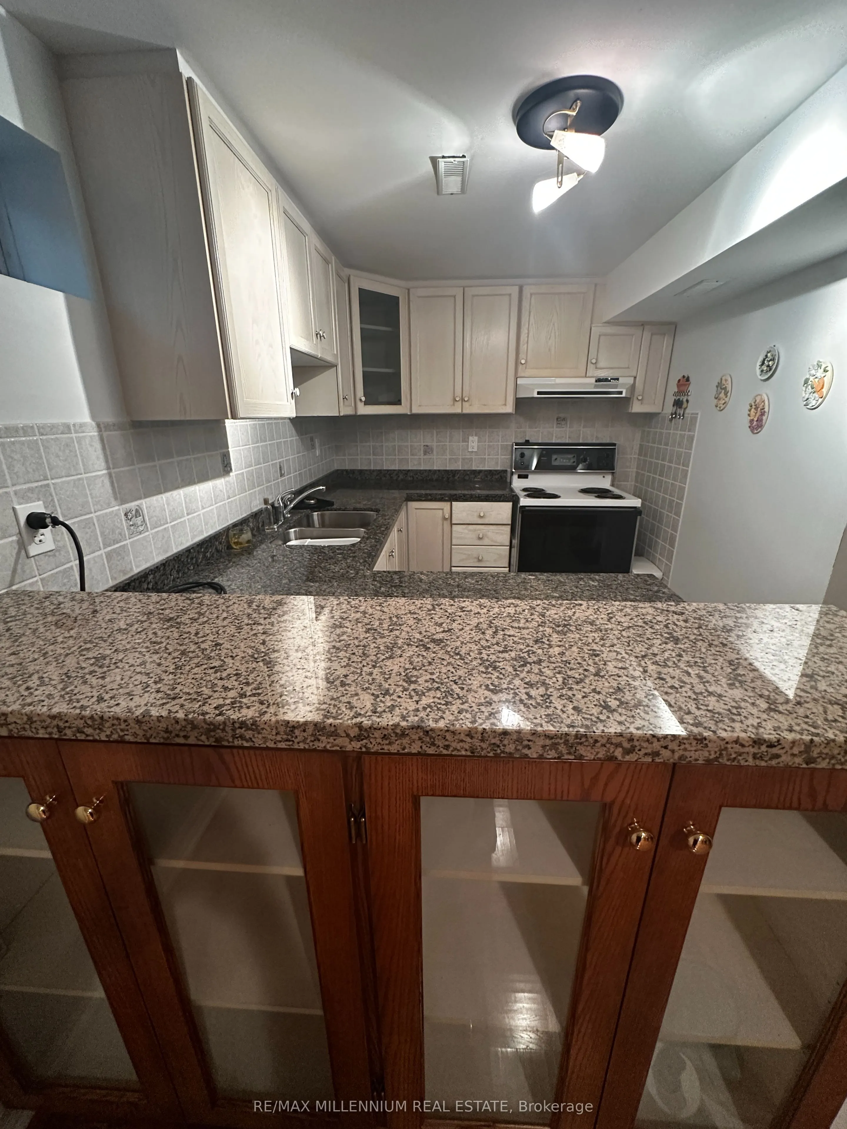 3091 Eden Oak Crescent