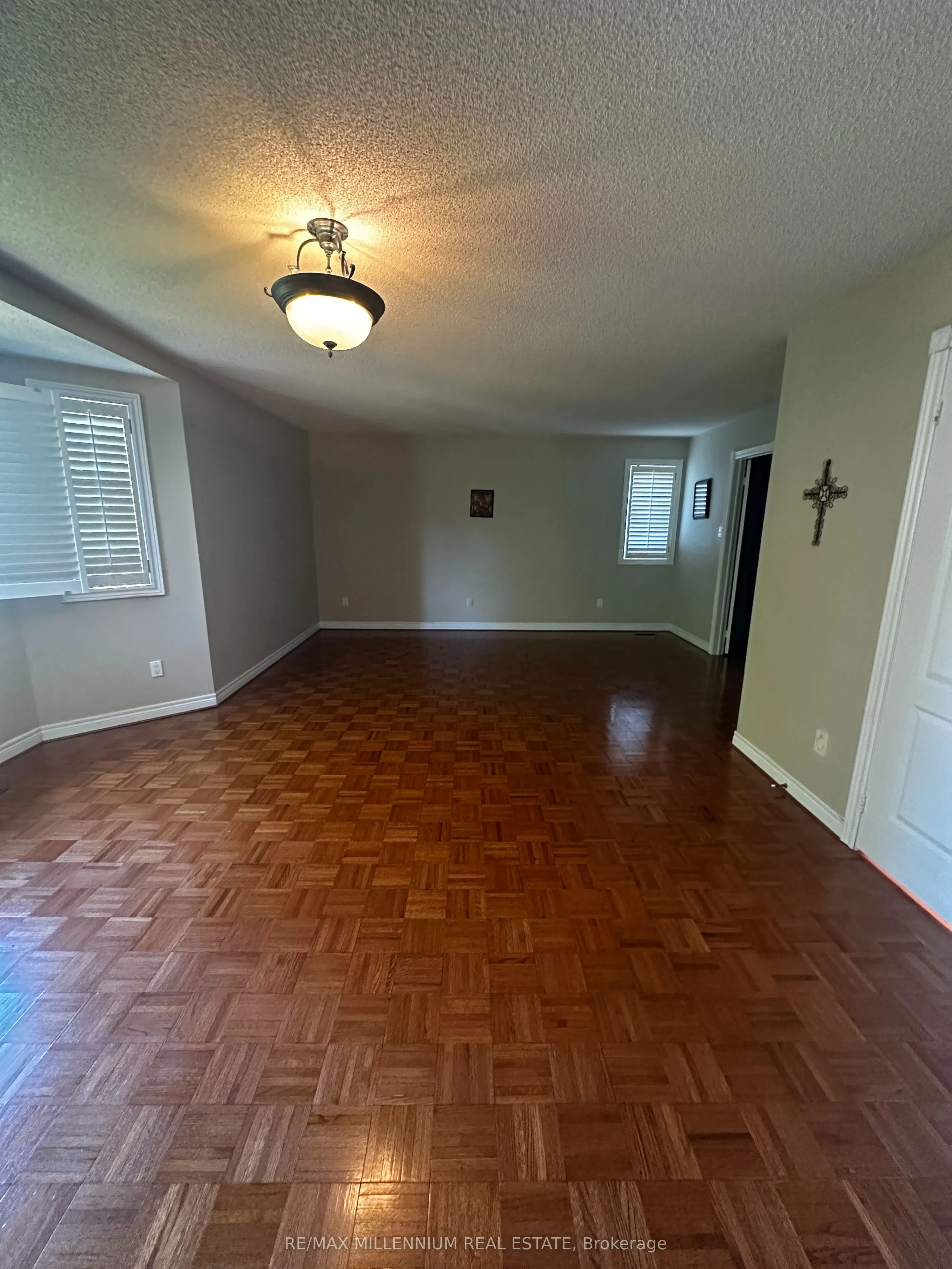 3091 Eden Oak Crescent