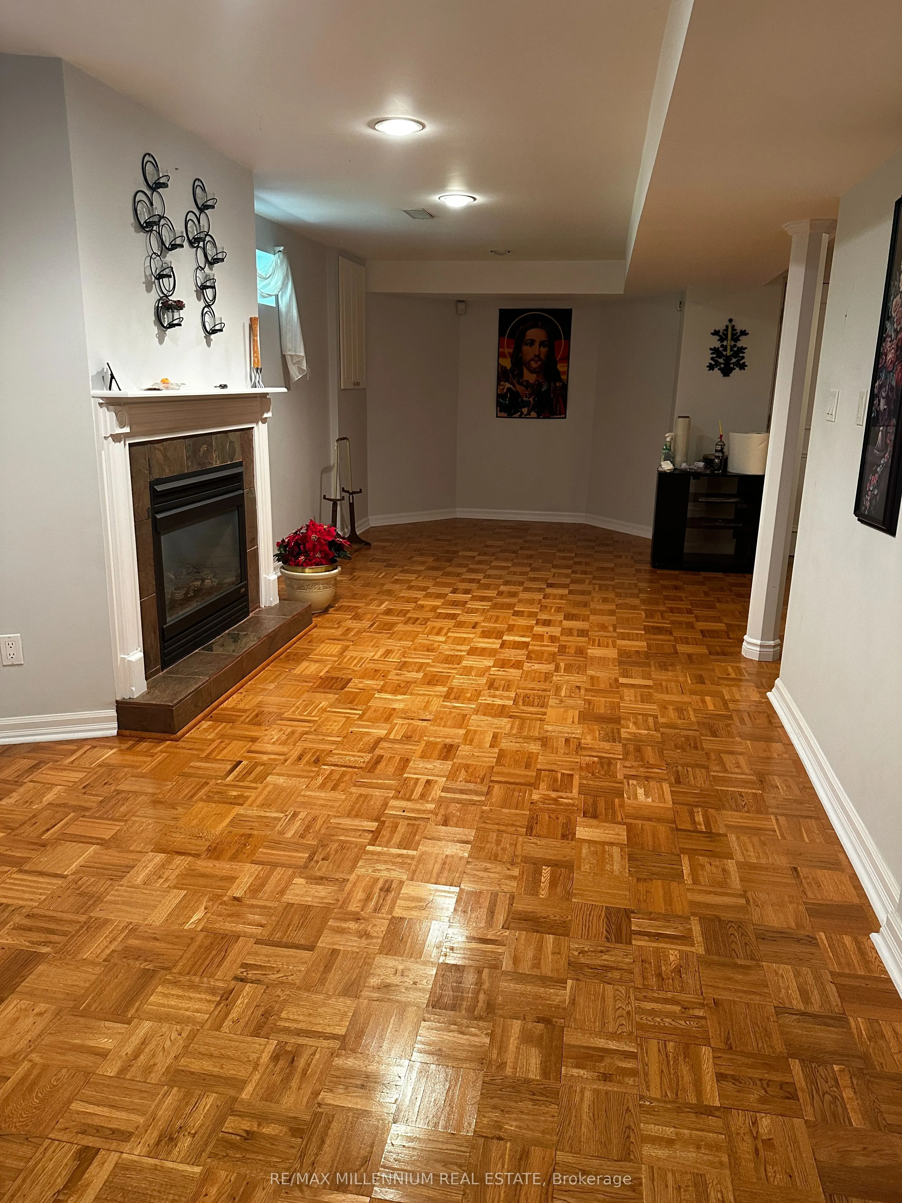 3091 Eden Oak Crescent