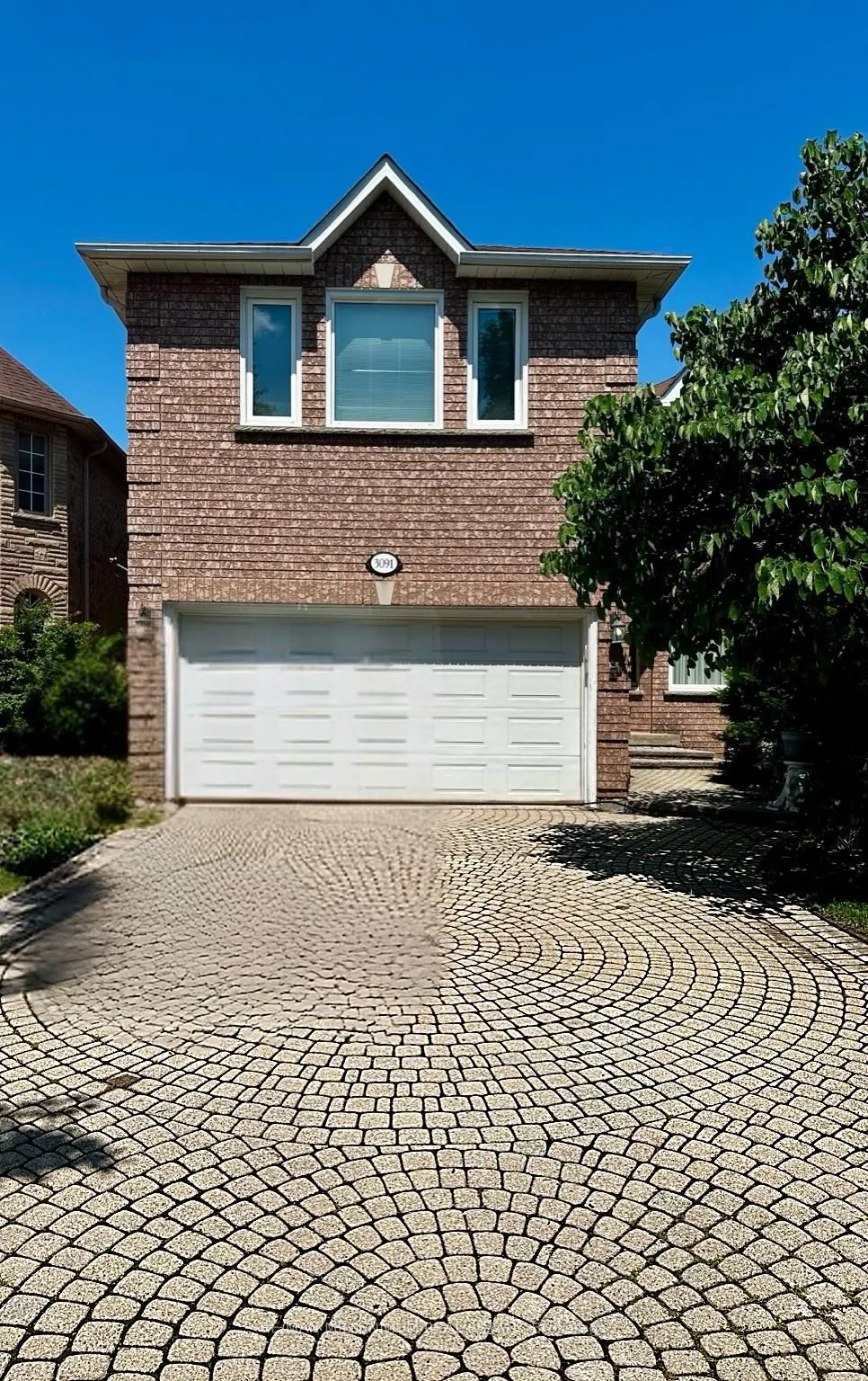 3091 Eden Oak Crescent