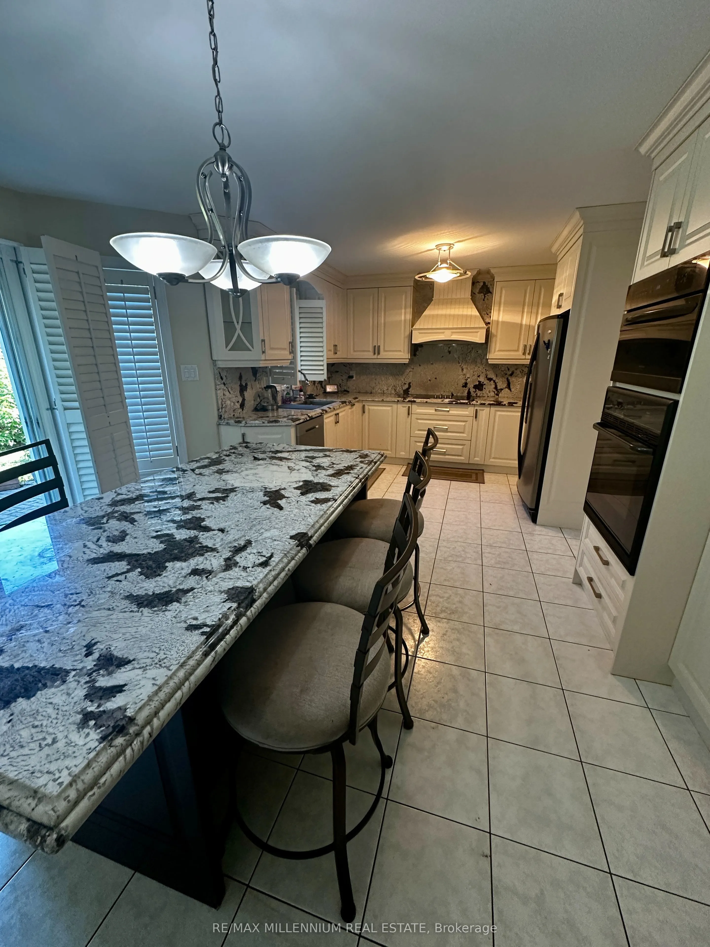 3091 Eden Oak Crescent