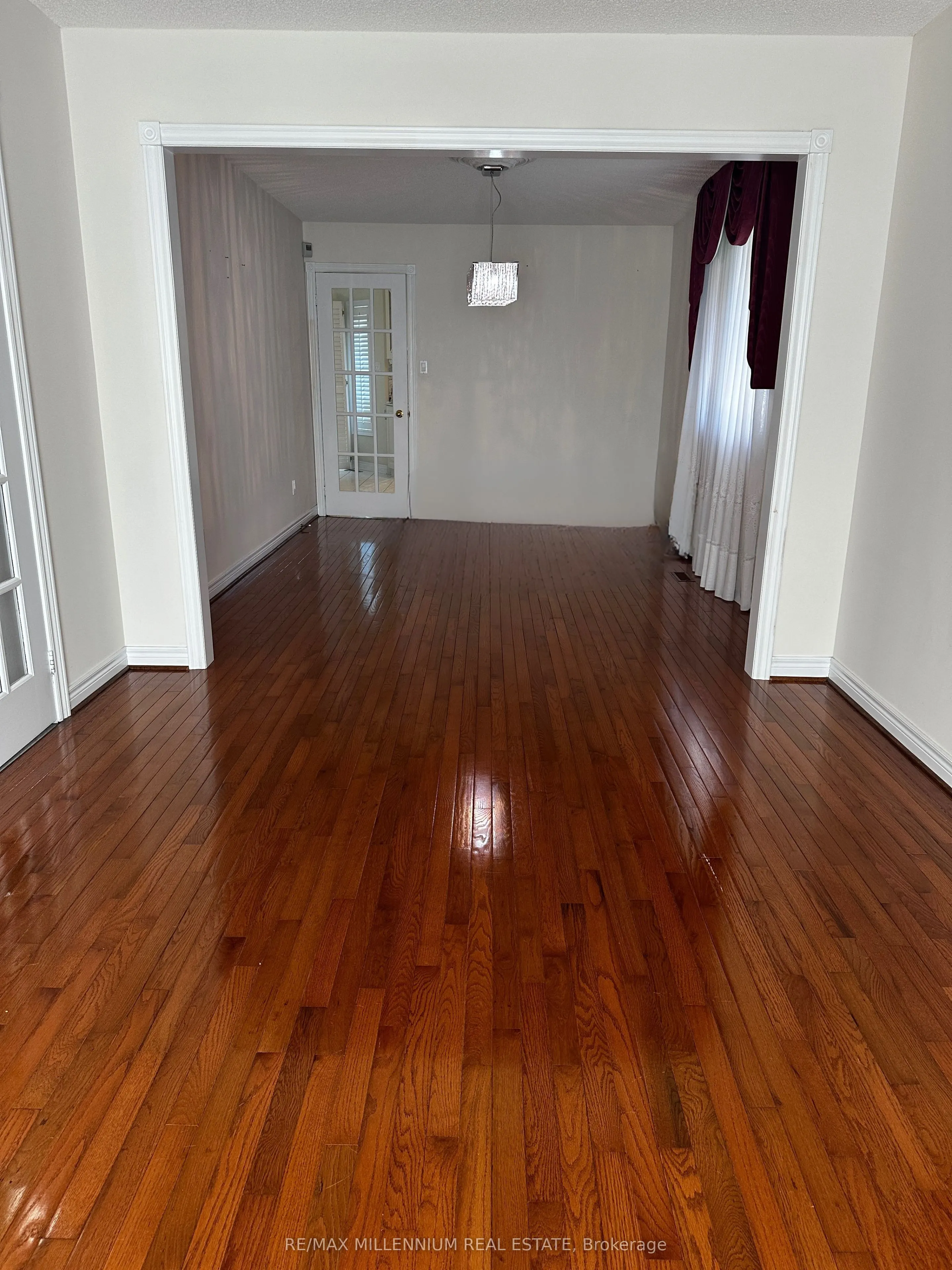 3091 Eden Oak Crescent