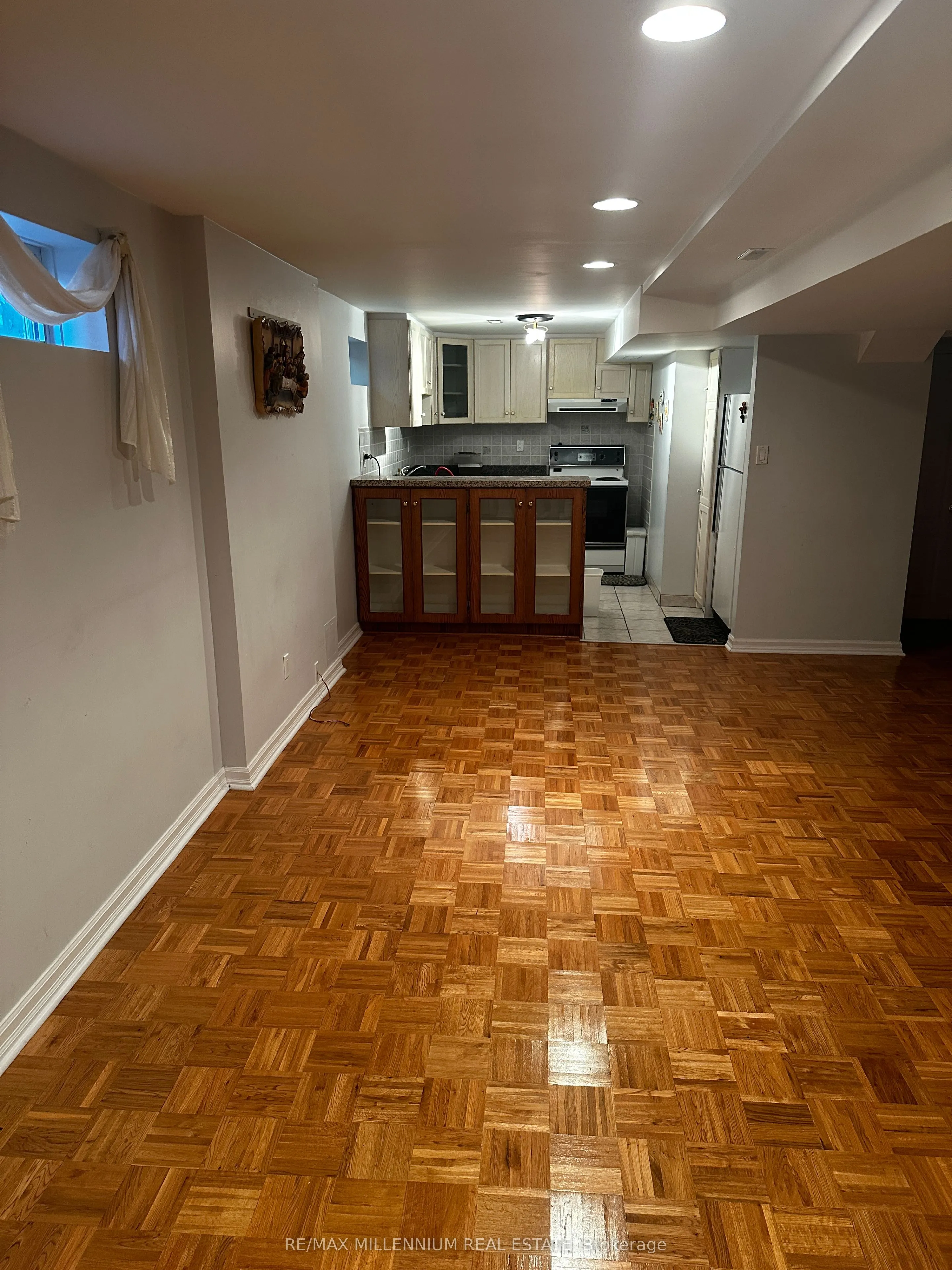 3091 Eden Oak Crescent