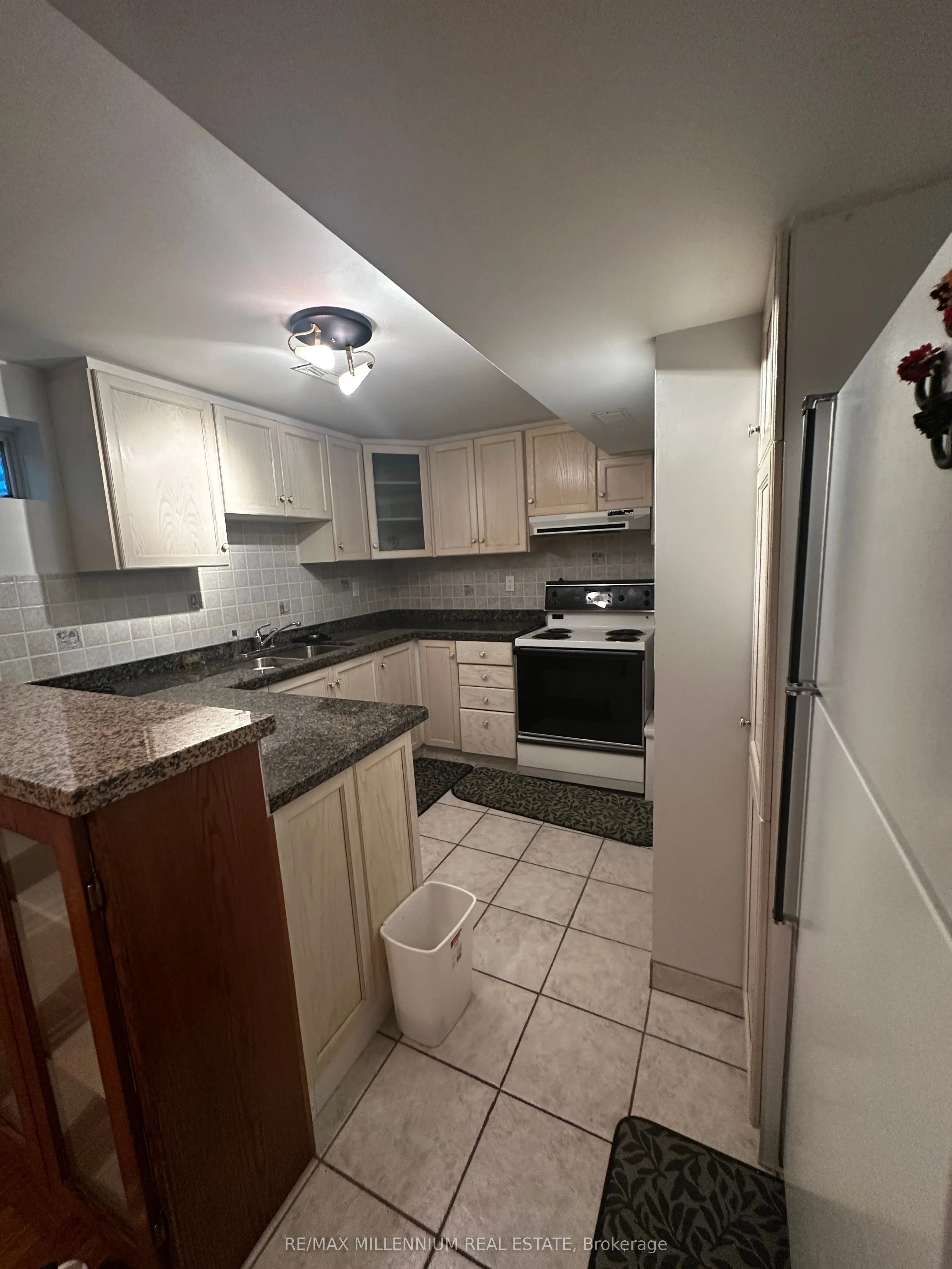 3091 Eden Oak Crescent
