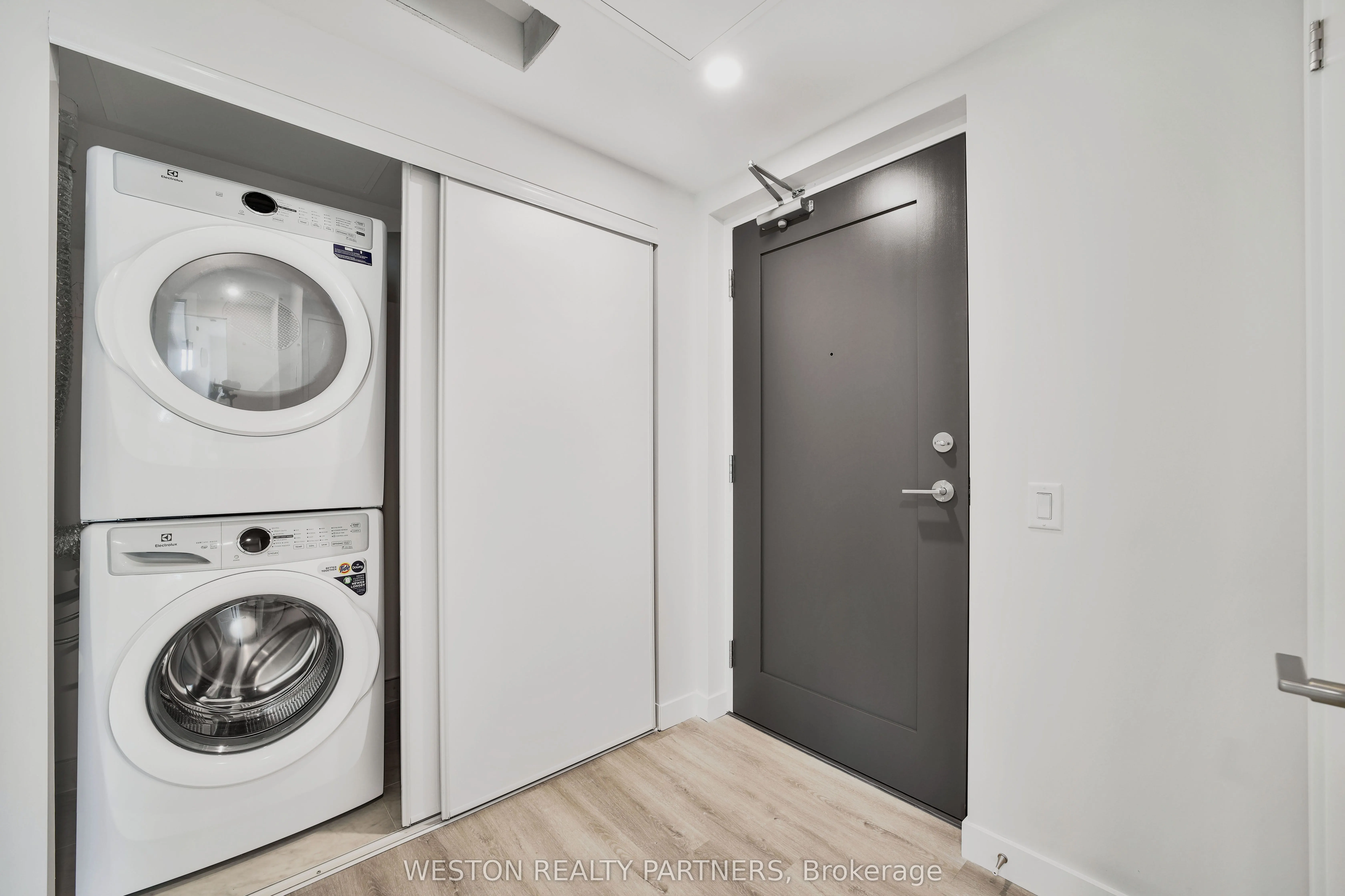 2340 Confederation Parkway, #1003