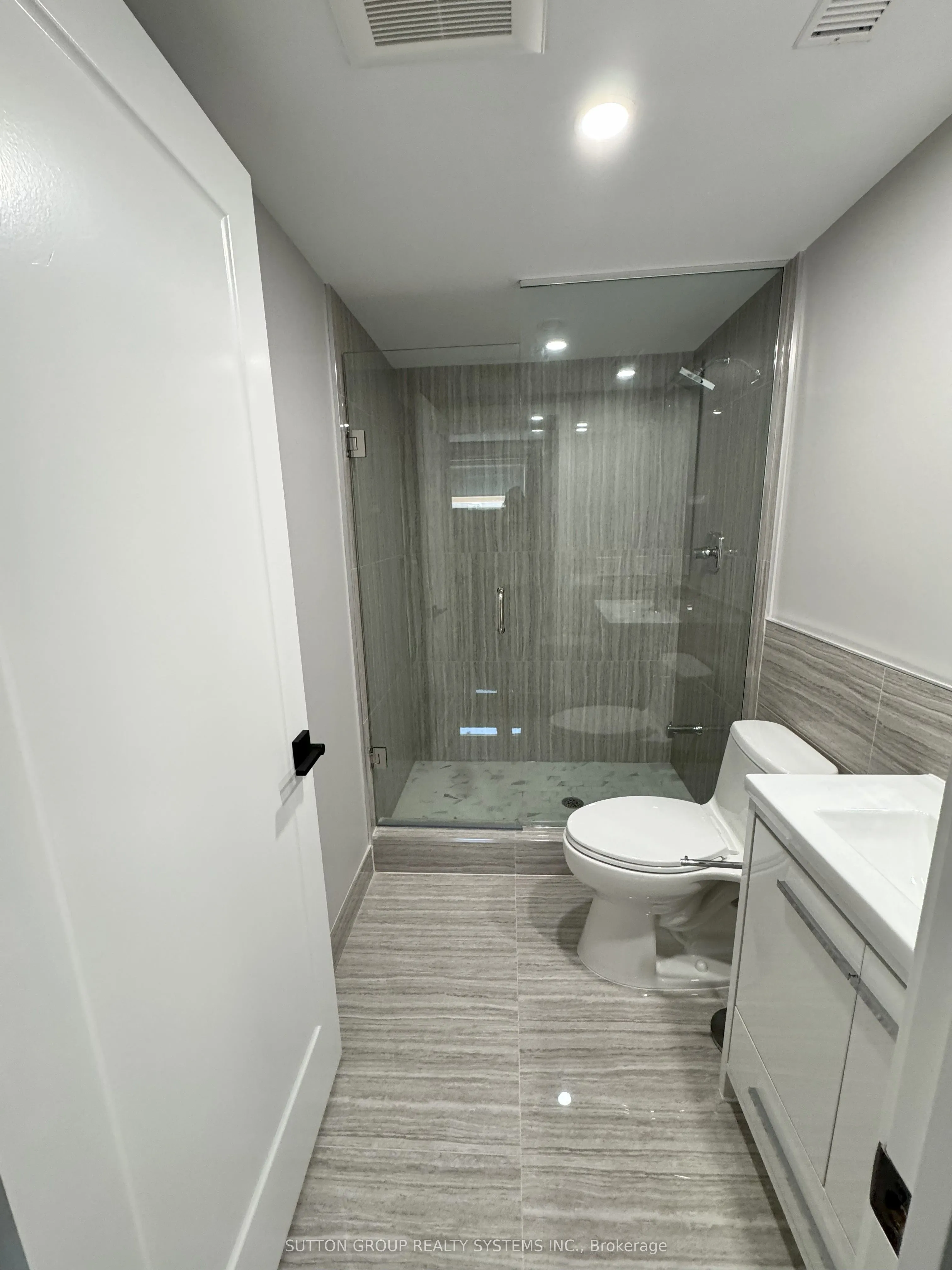 4425 Curia Crescent, #Lower