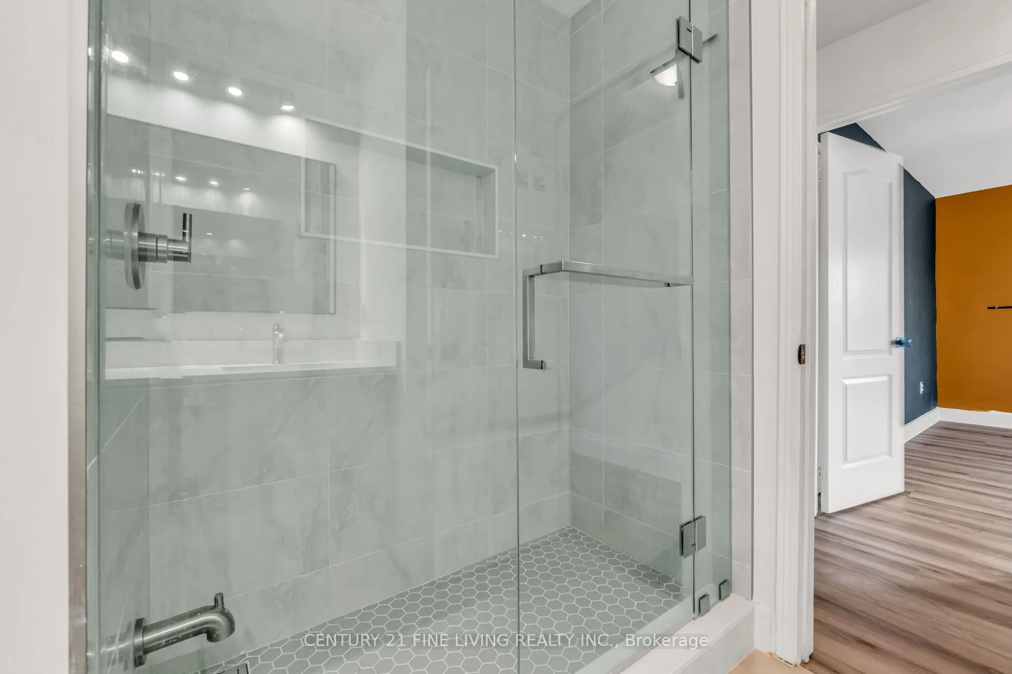 6571 Alderwood Trail