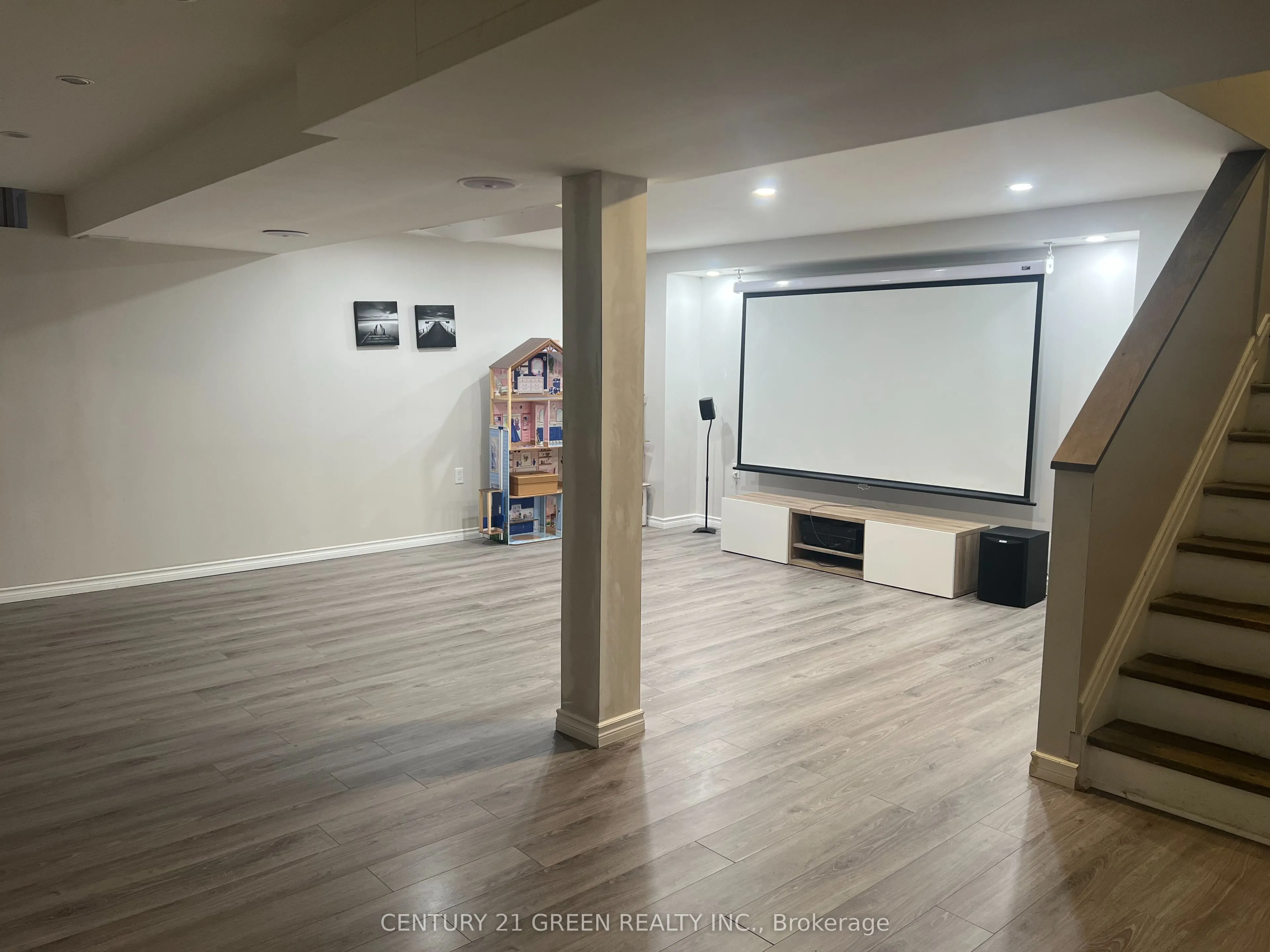4055 Forest Run Avenue, #92