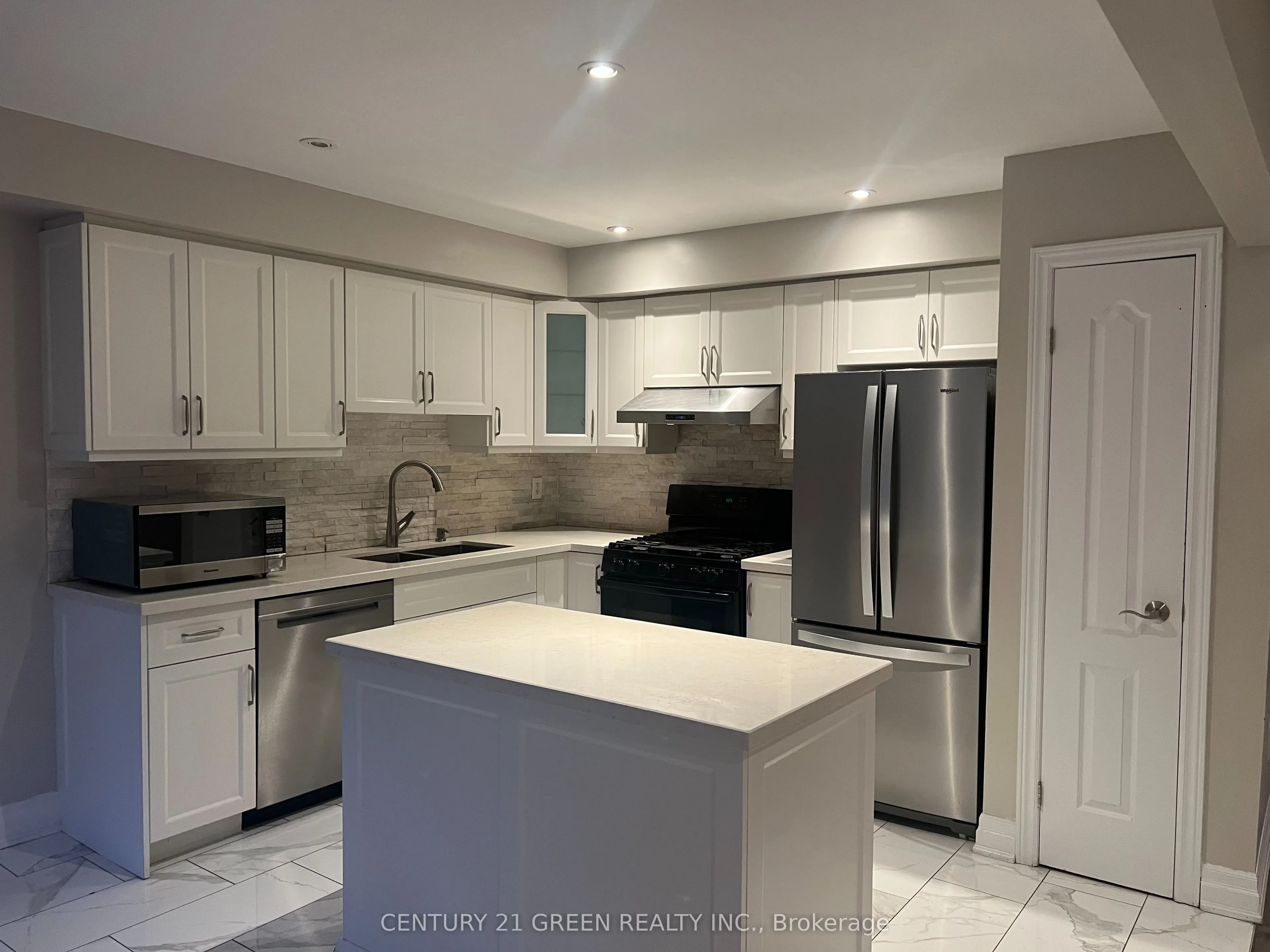 4055 Forest Run Avenue, #92