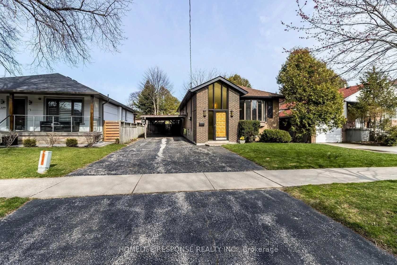 227 SHELDON Avenue
