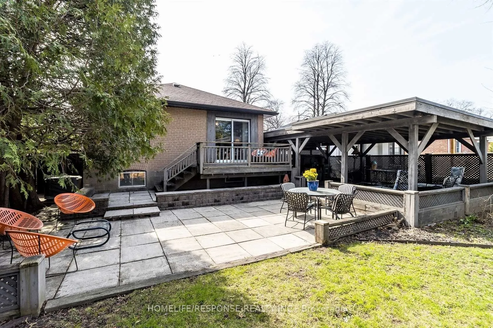 227 SHELDON Avenue