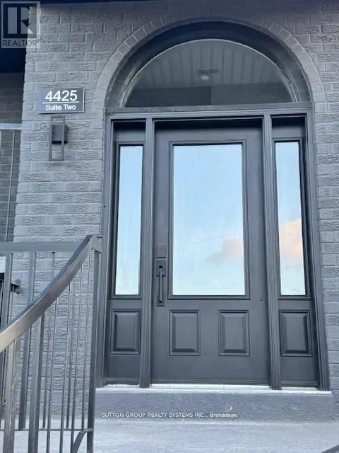 4425 Curia Crescent, #Upper