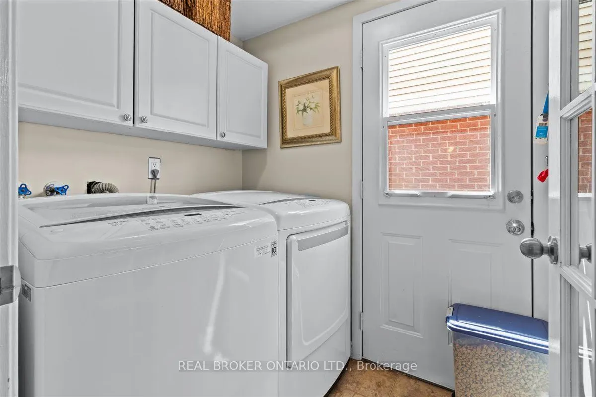 2257 Silverbirch Court