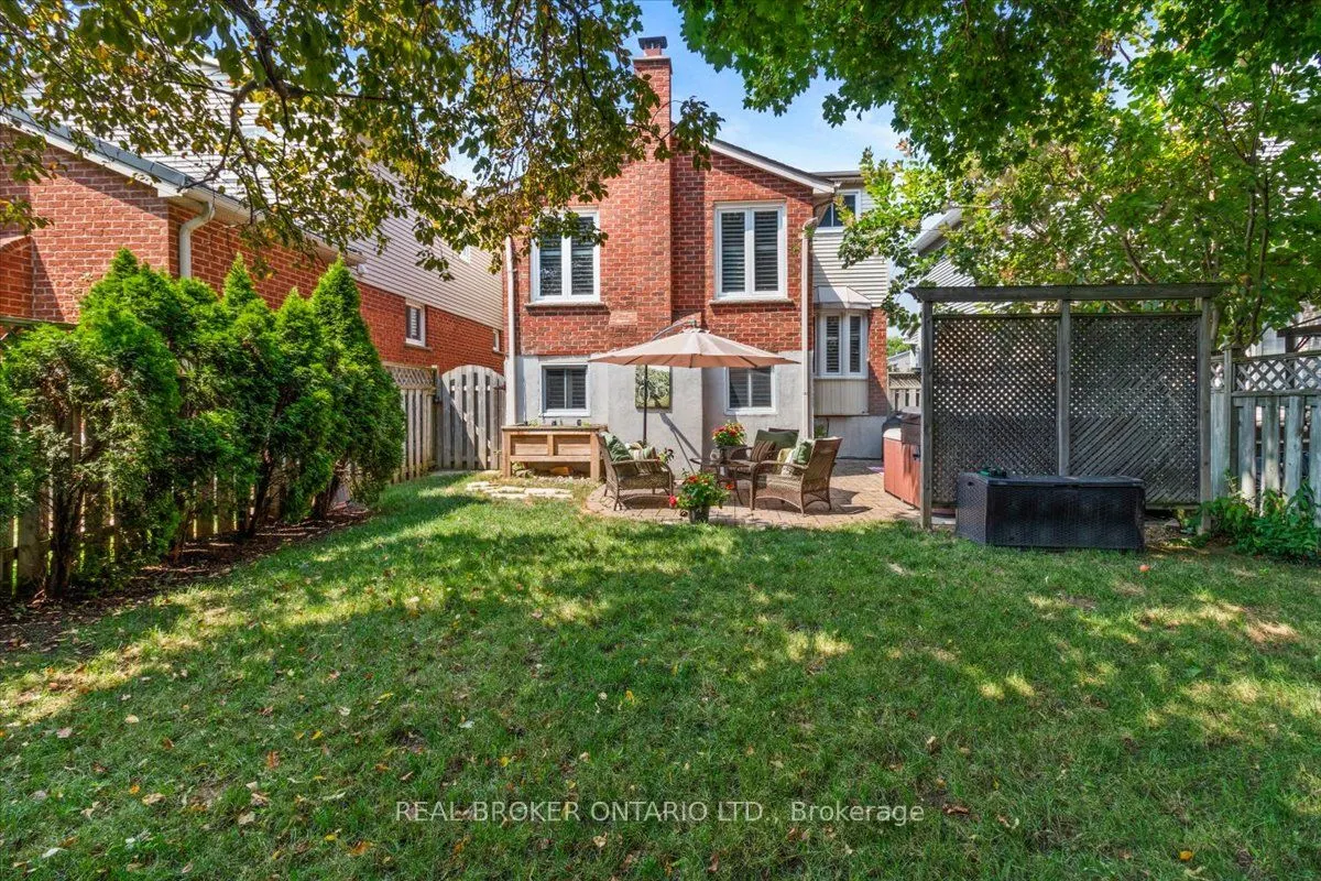 2257 Silverbirch Court