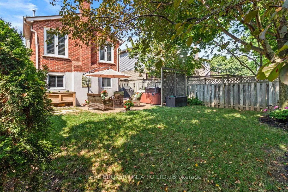 2257 Silverbirch Court