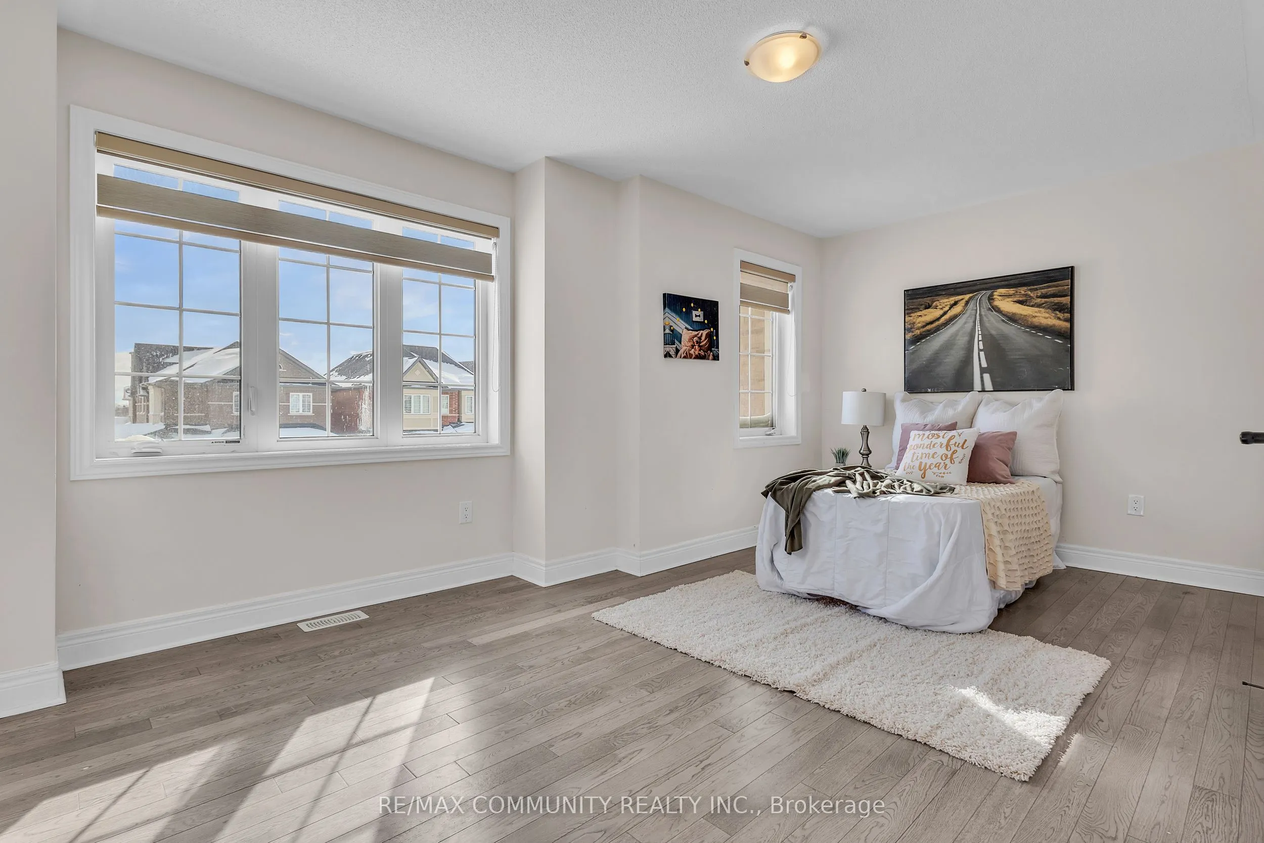 18 Walworth Street S