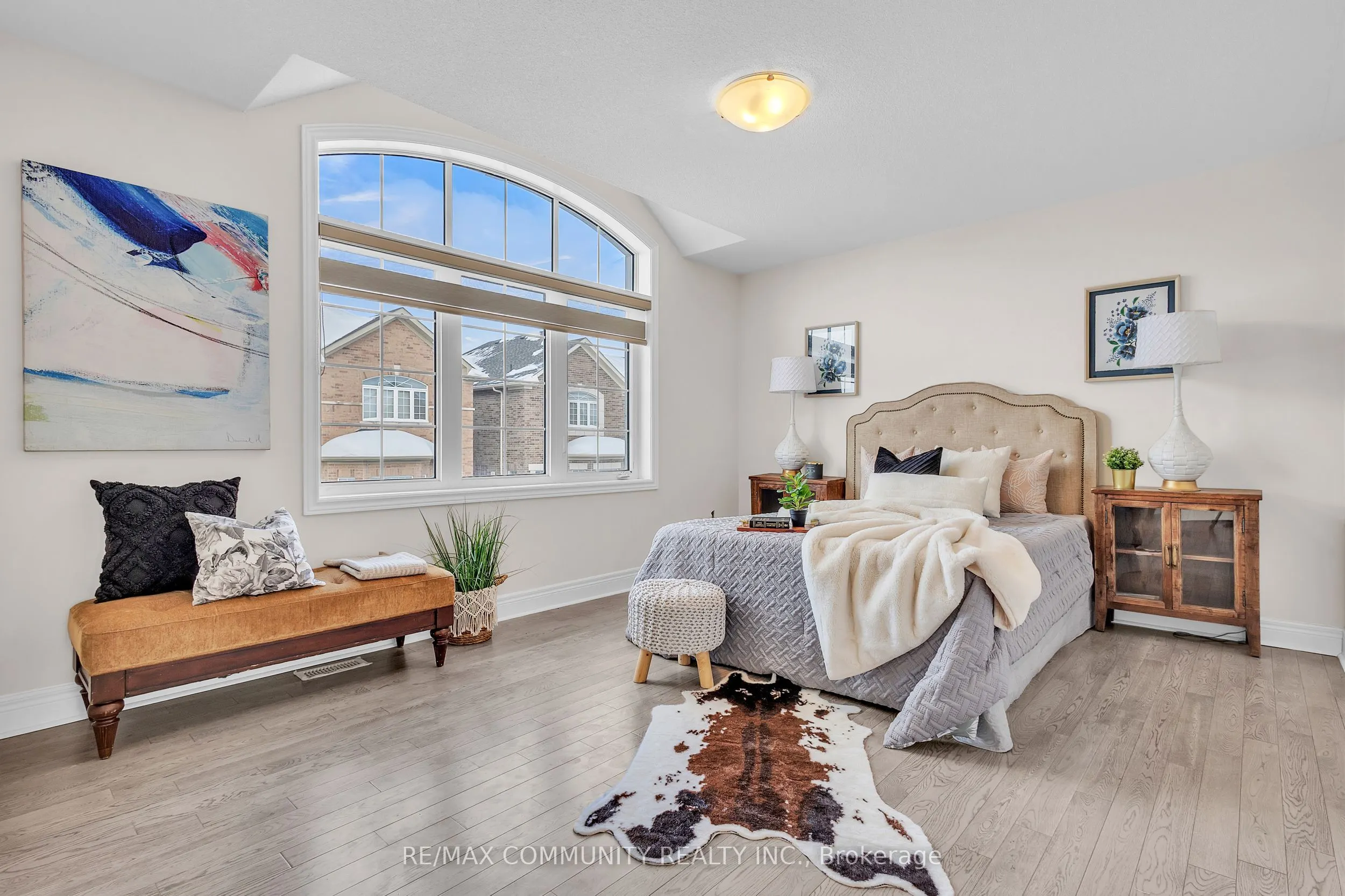 18 Walworth Street S