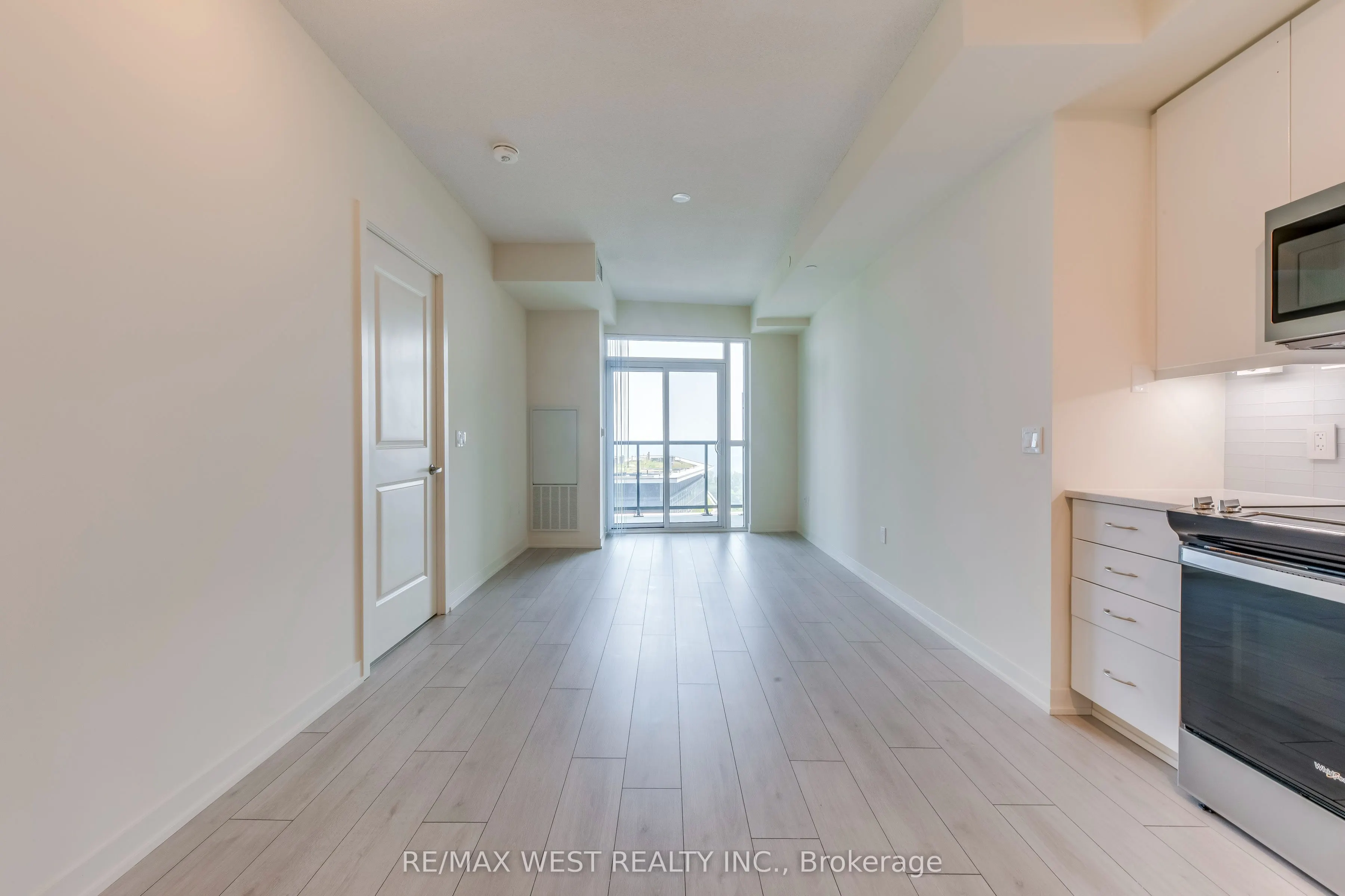 38 Annie Craig Drive, #2203