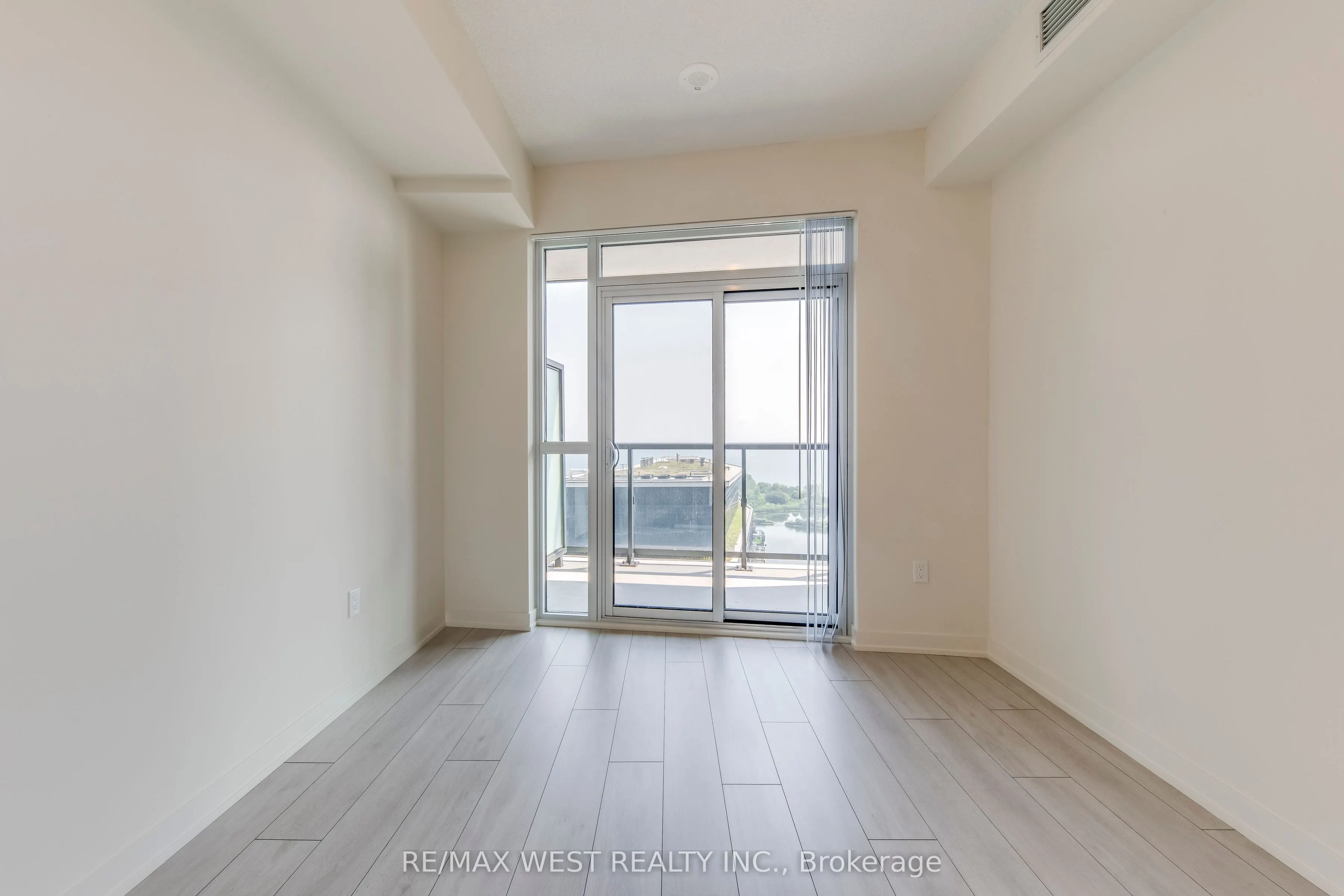 38 Annie Craig Drive, #2203