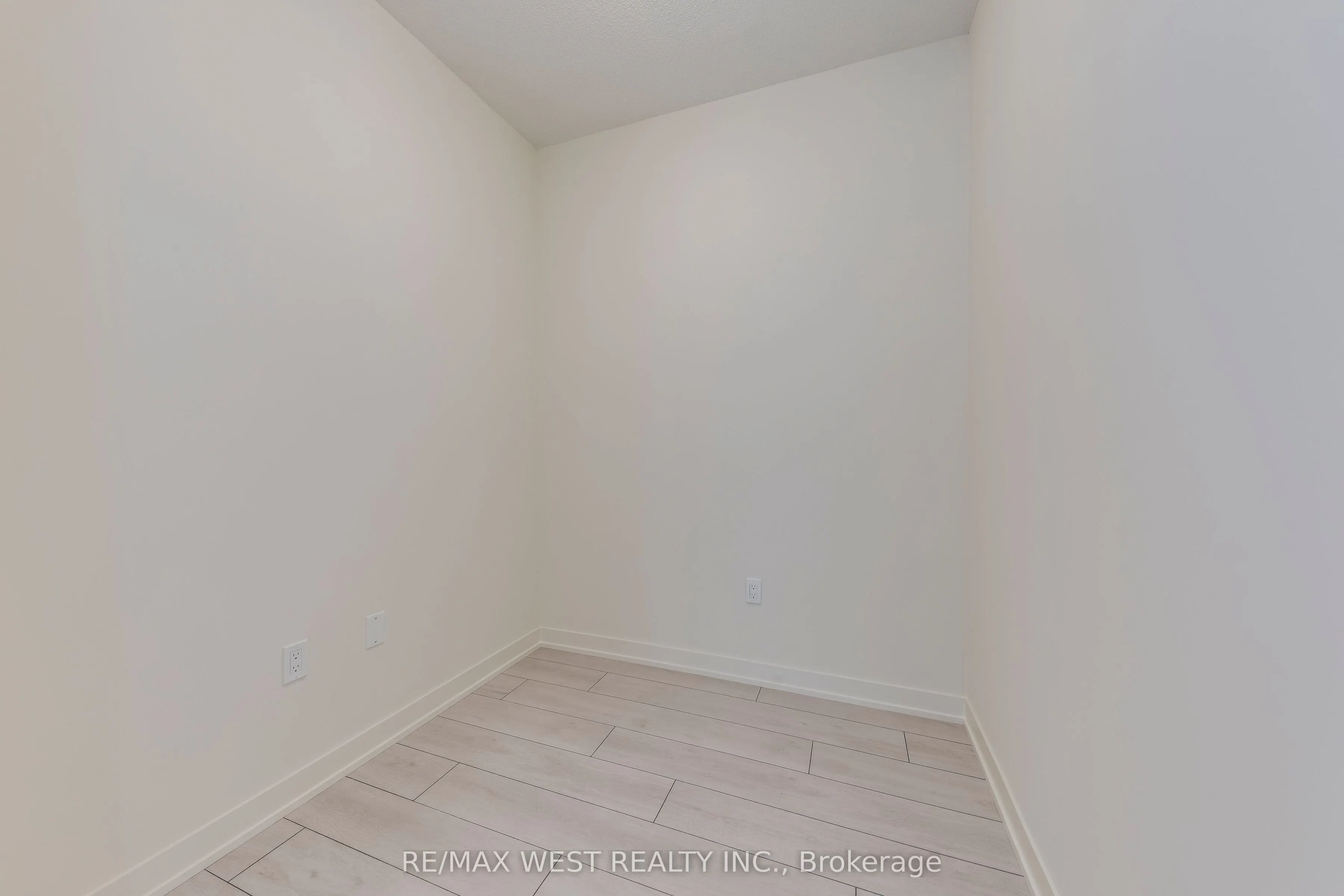 38 Annie Craig Drive, #2203