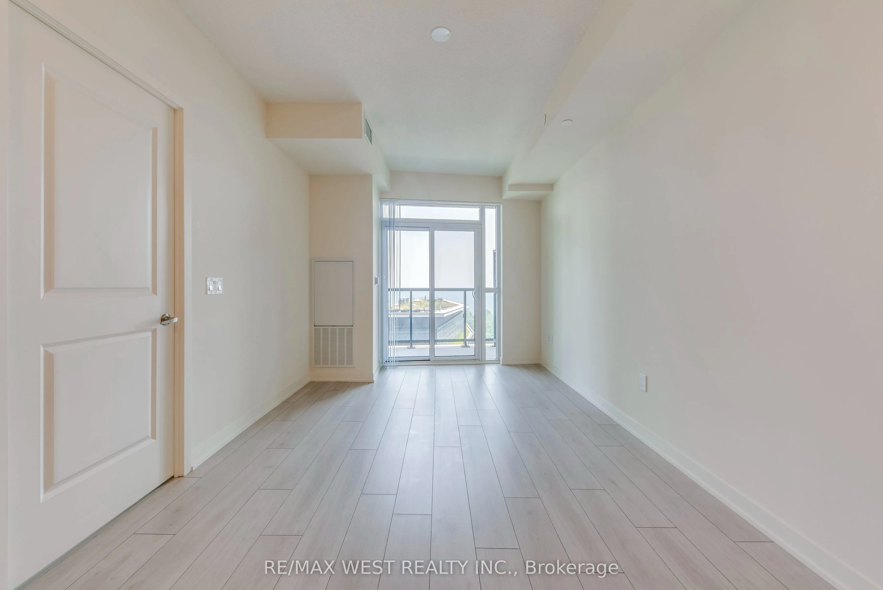 38 Annie Craig Drive, #2203
