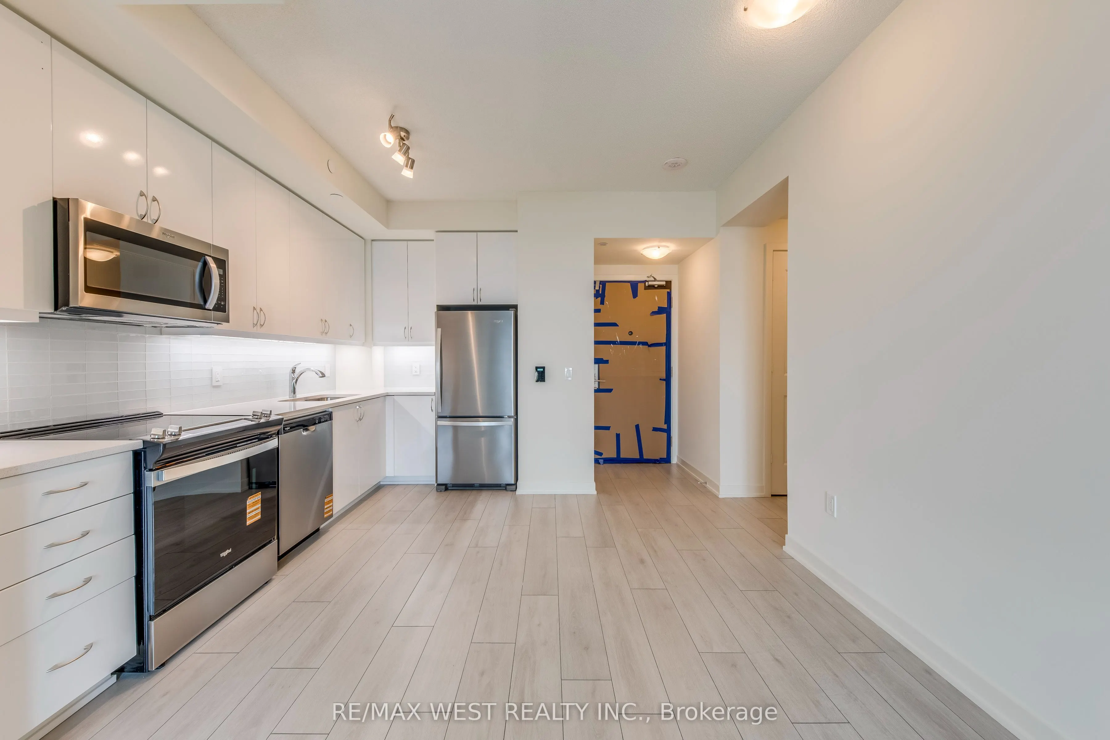 38 Annie Craig Drive, #2203