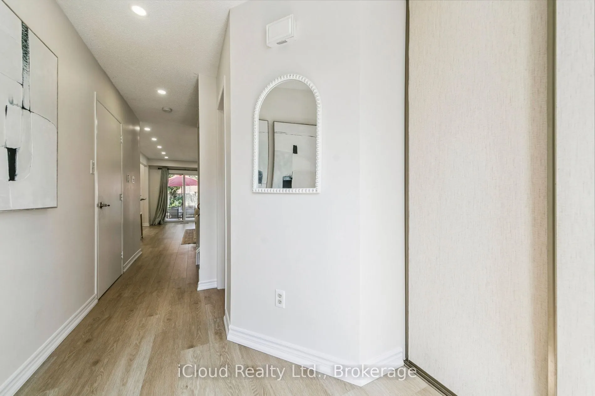 3455 Caplan Crescent, #3
