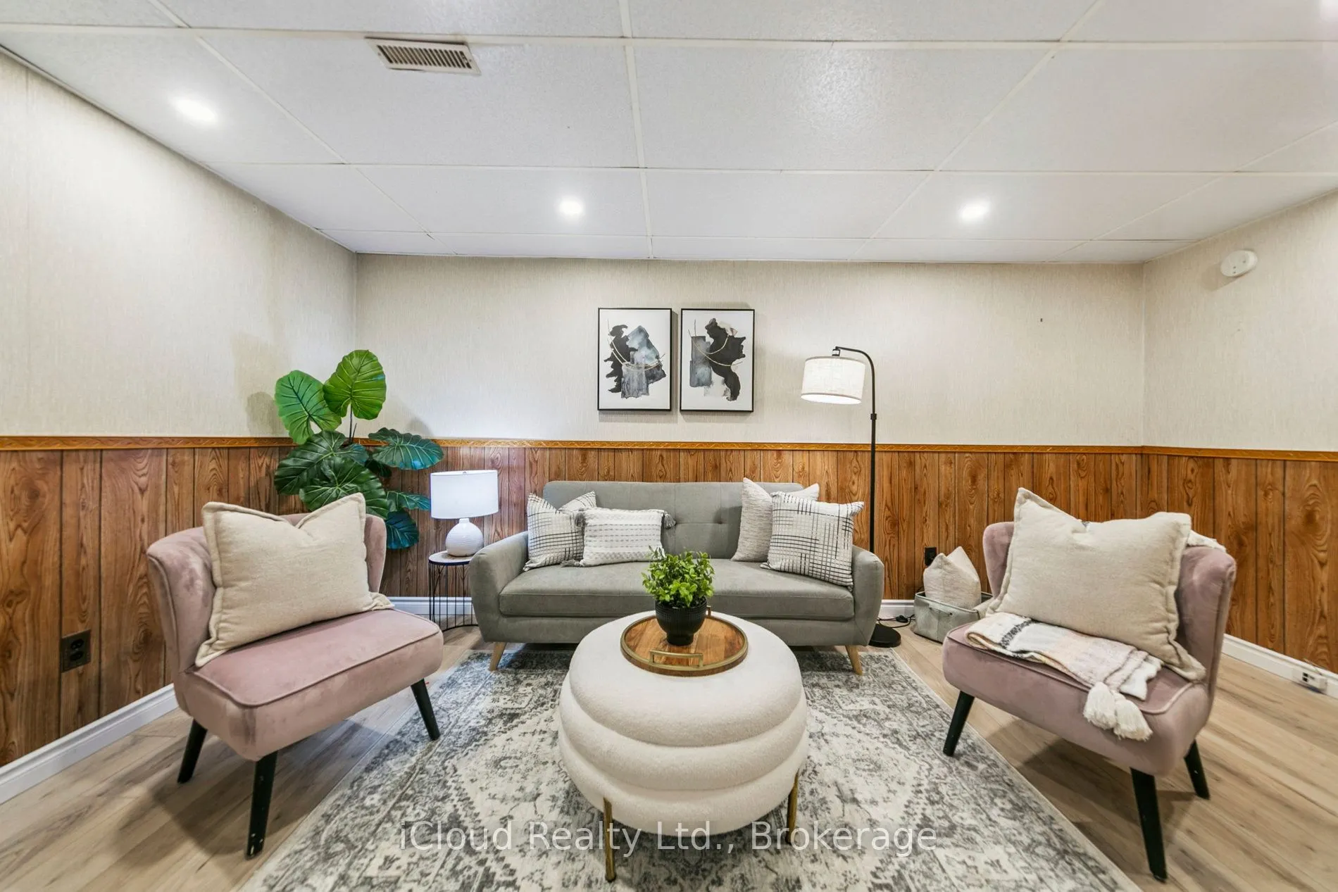 3455 Caplan Crescent, #3