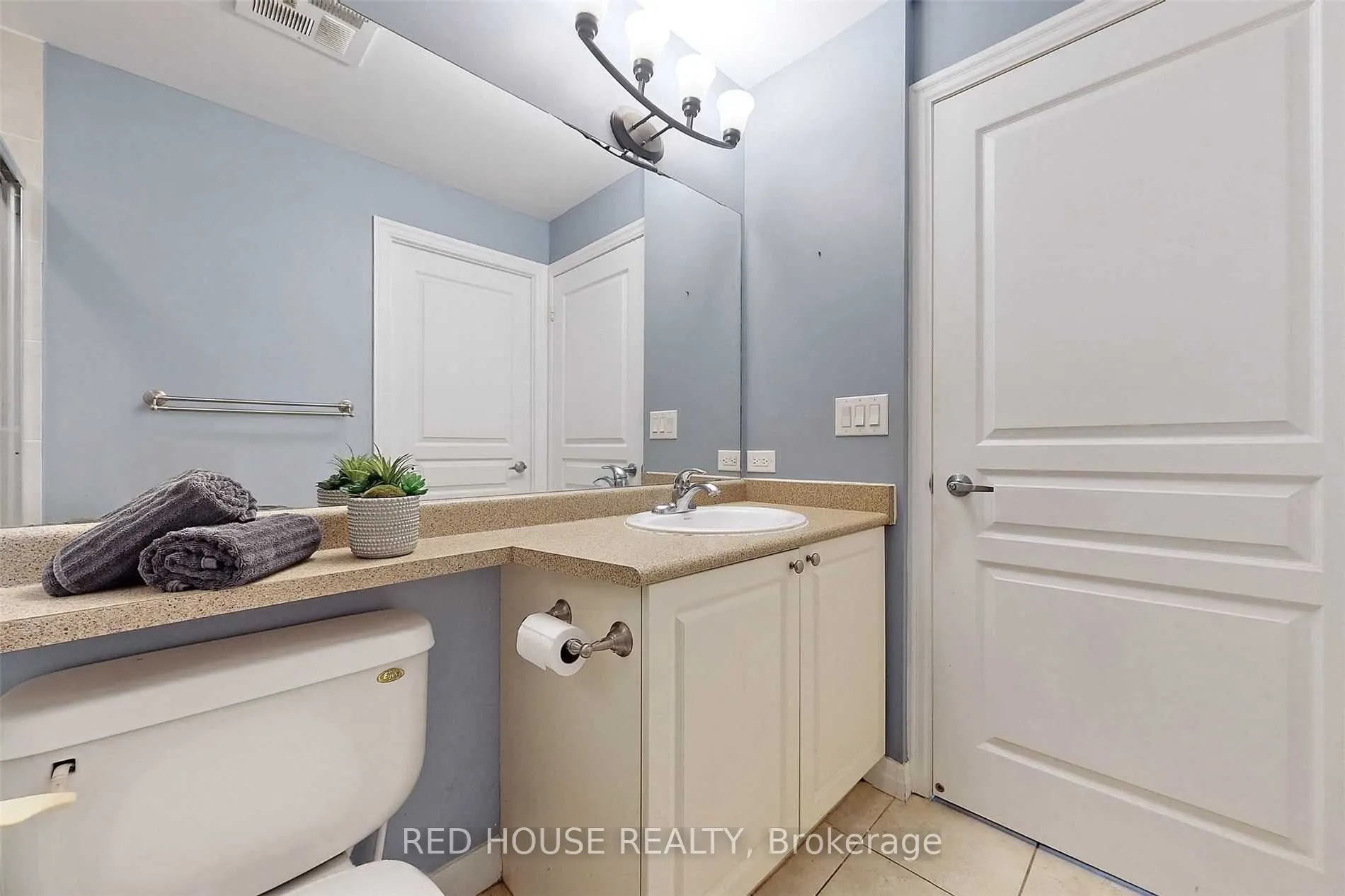 225 Webb Drive, #1504