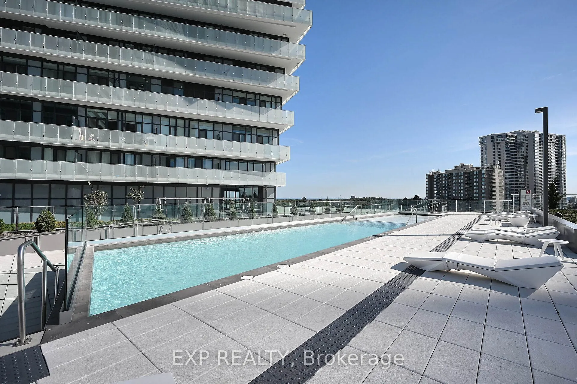 3883 Quartz Road, #307