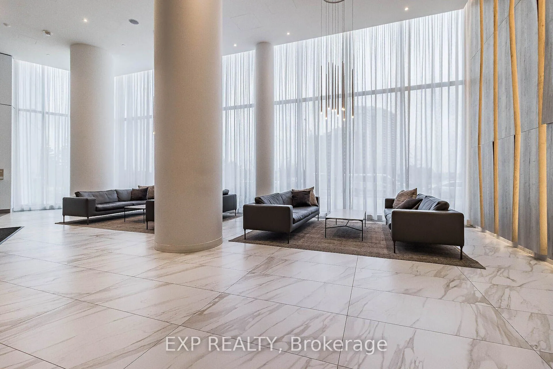 3883 Quartz Road, #307