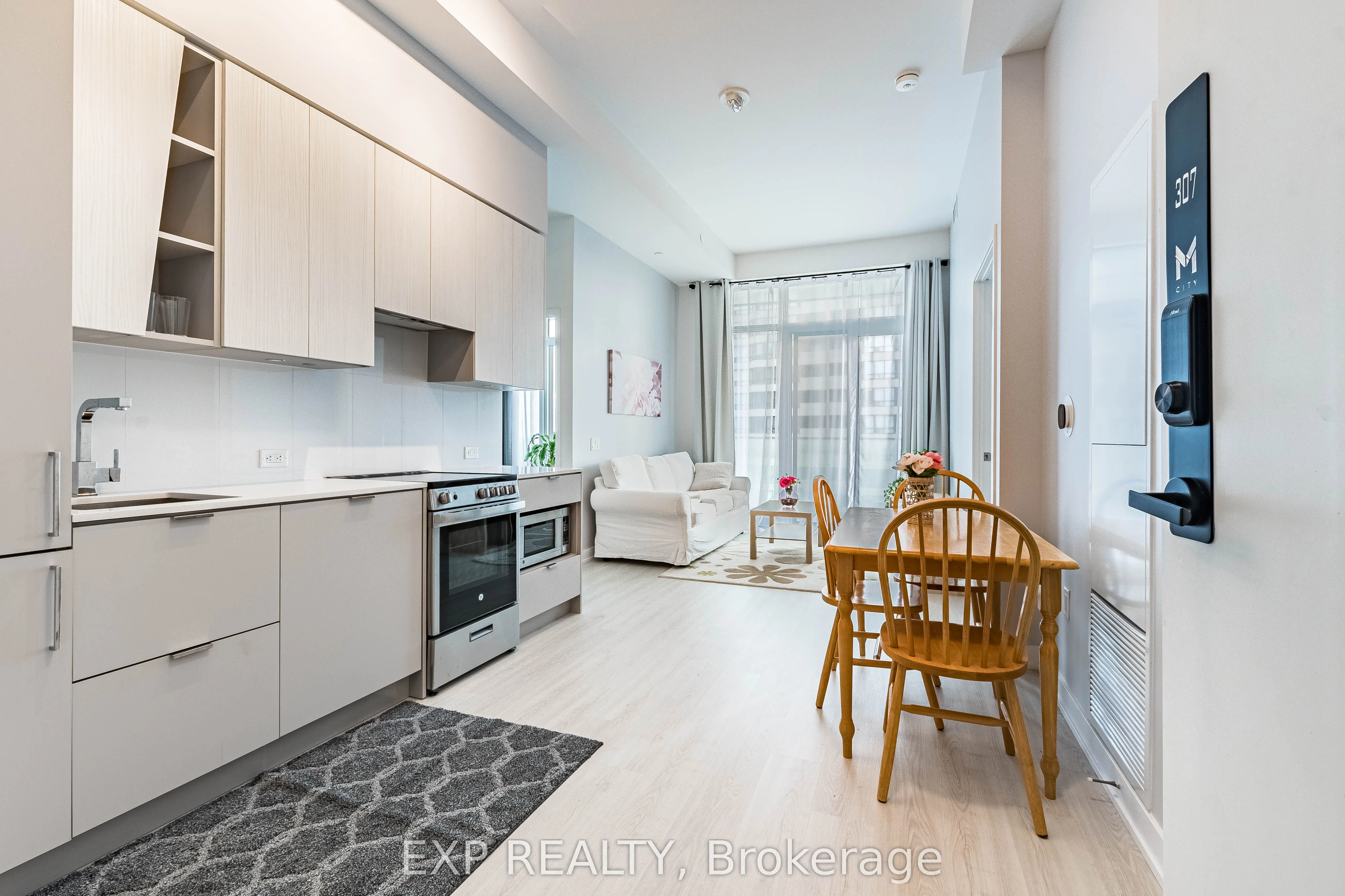 3883 Quartz Road, #307