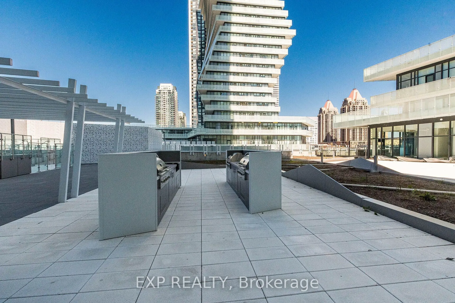 3883 Quartz Road, #307