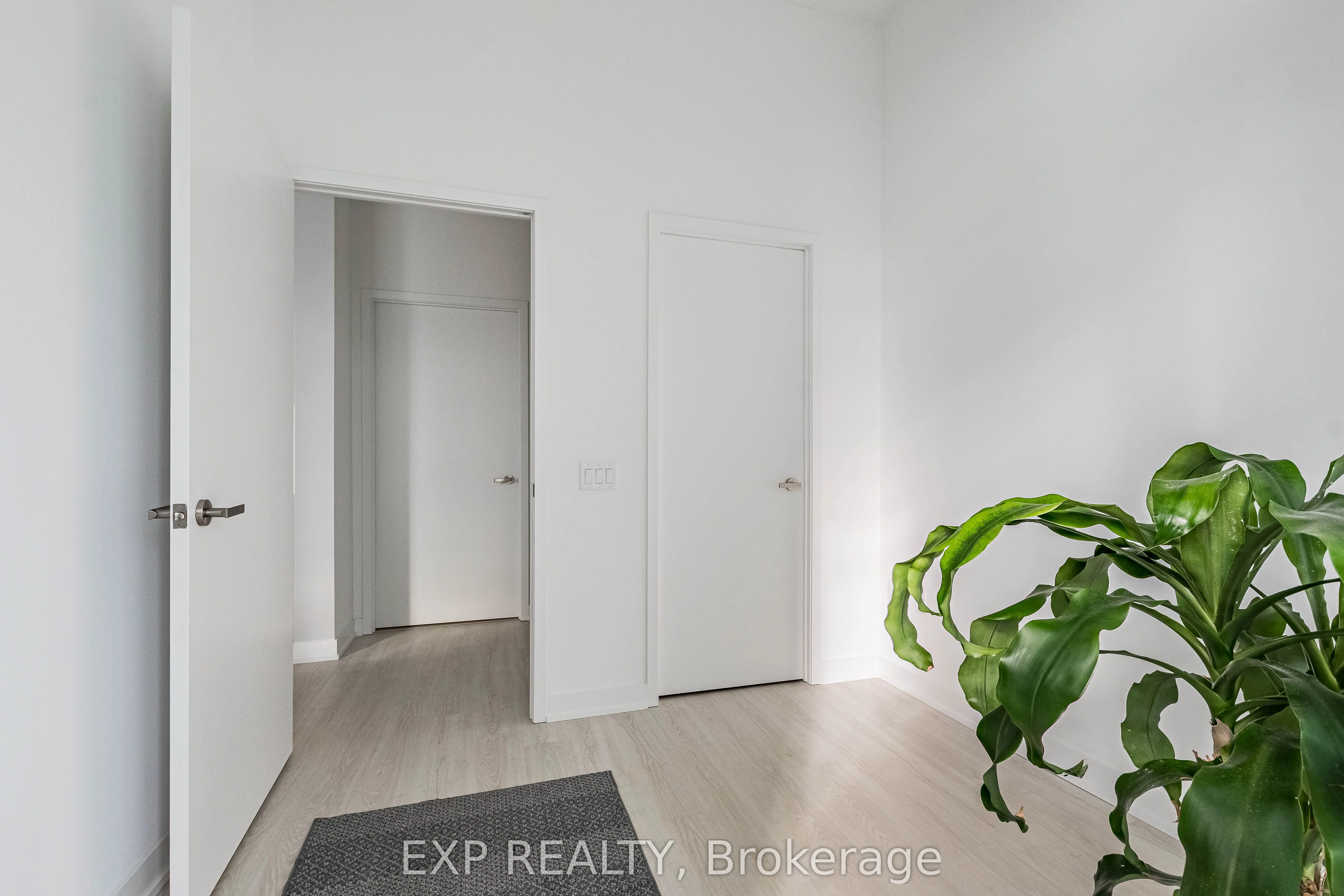 3883 Quartz Road, #307