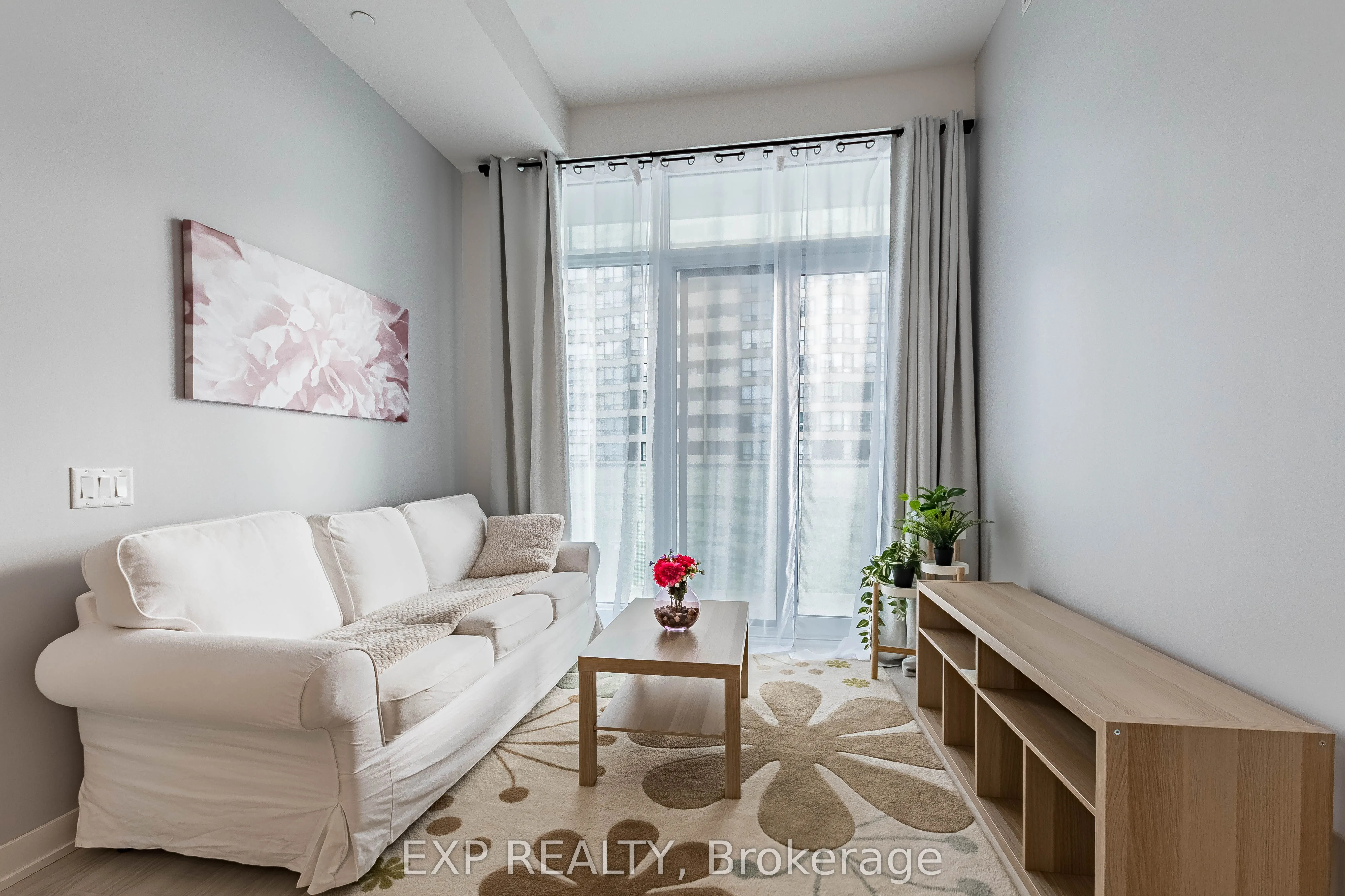 3883 Quartz Road, #307