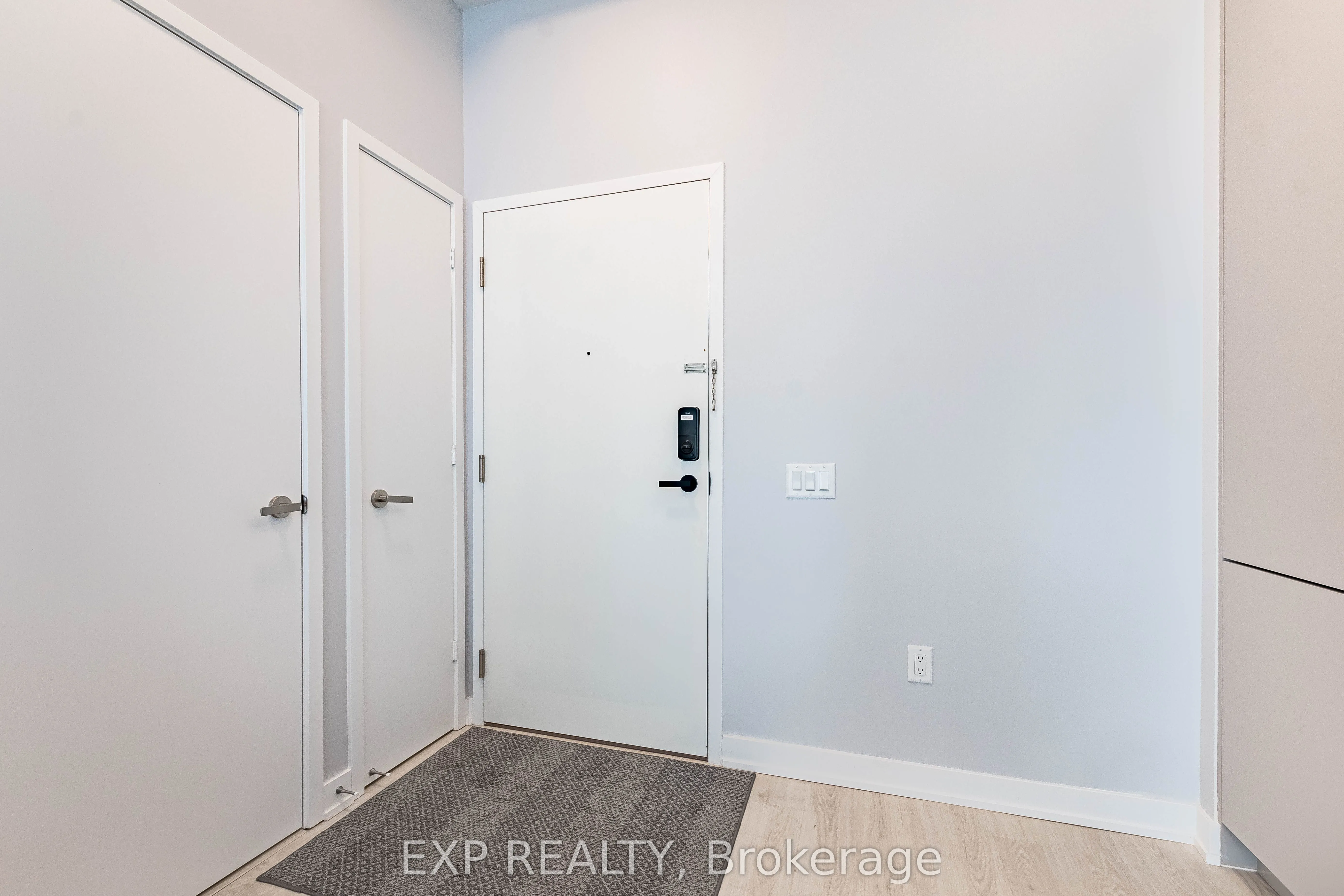 3883 Quartz Road, #307