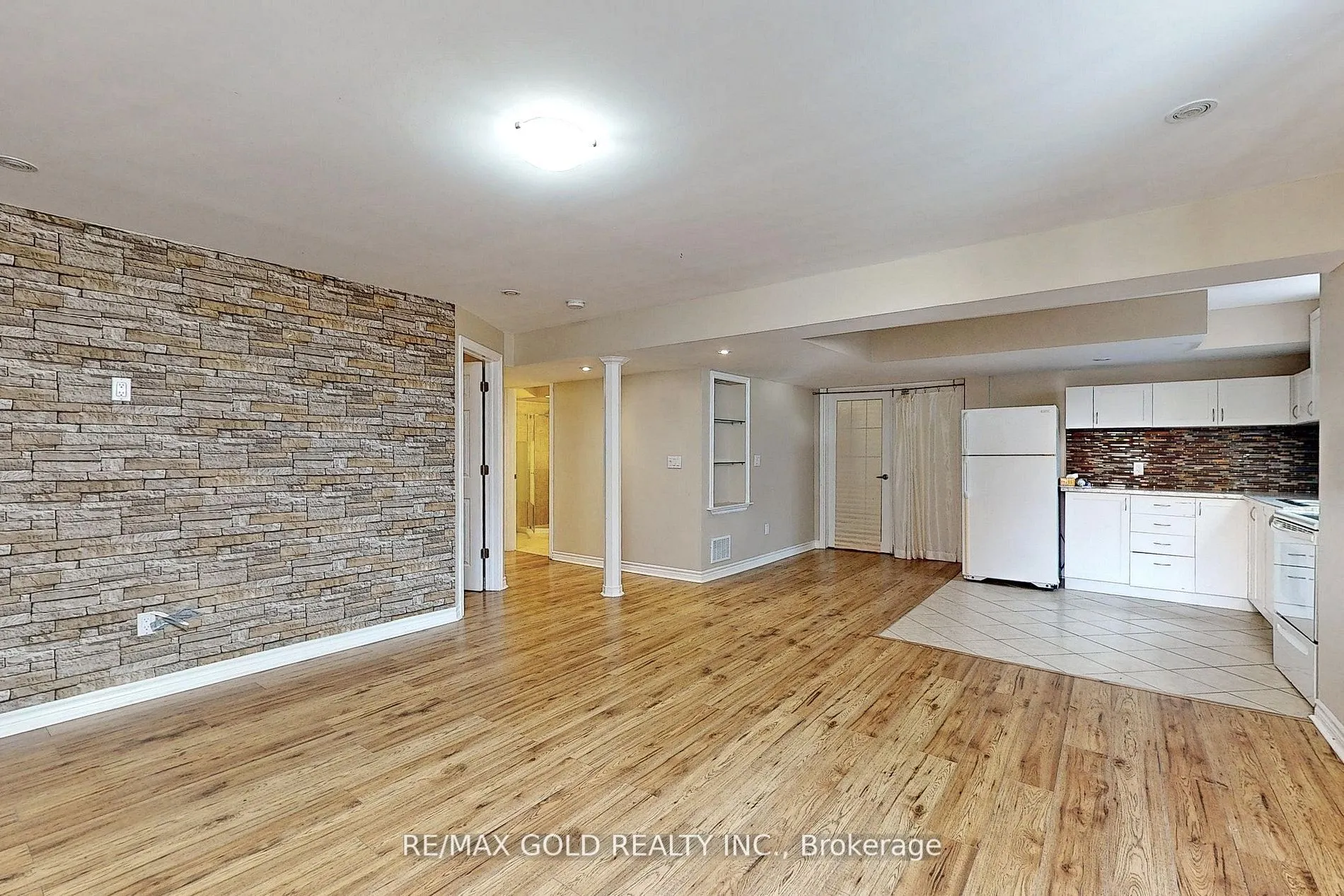 301 Peregrine Way, #(Basement)