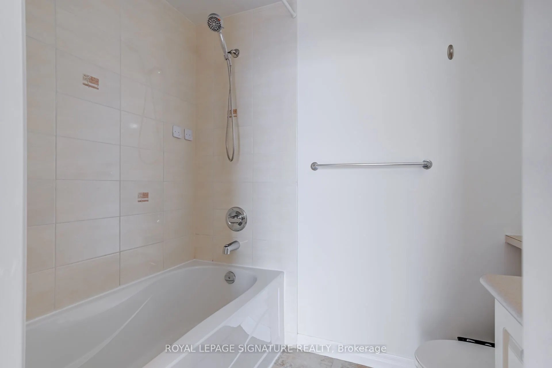 225 Webb Drive, #1808