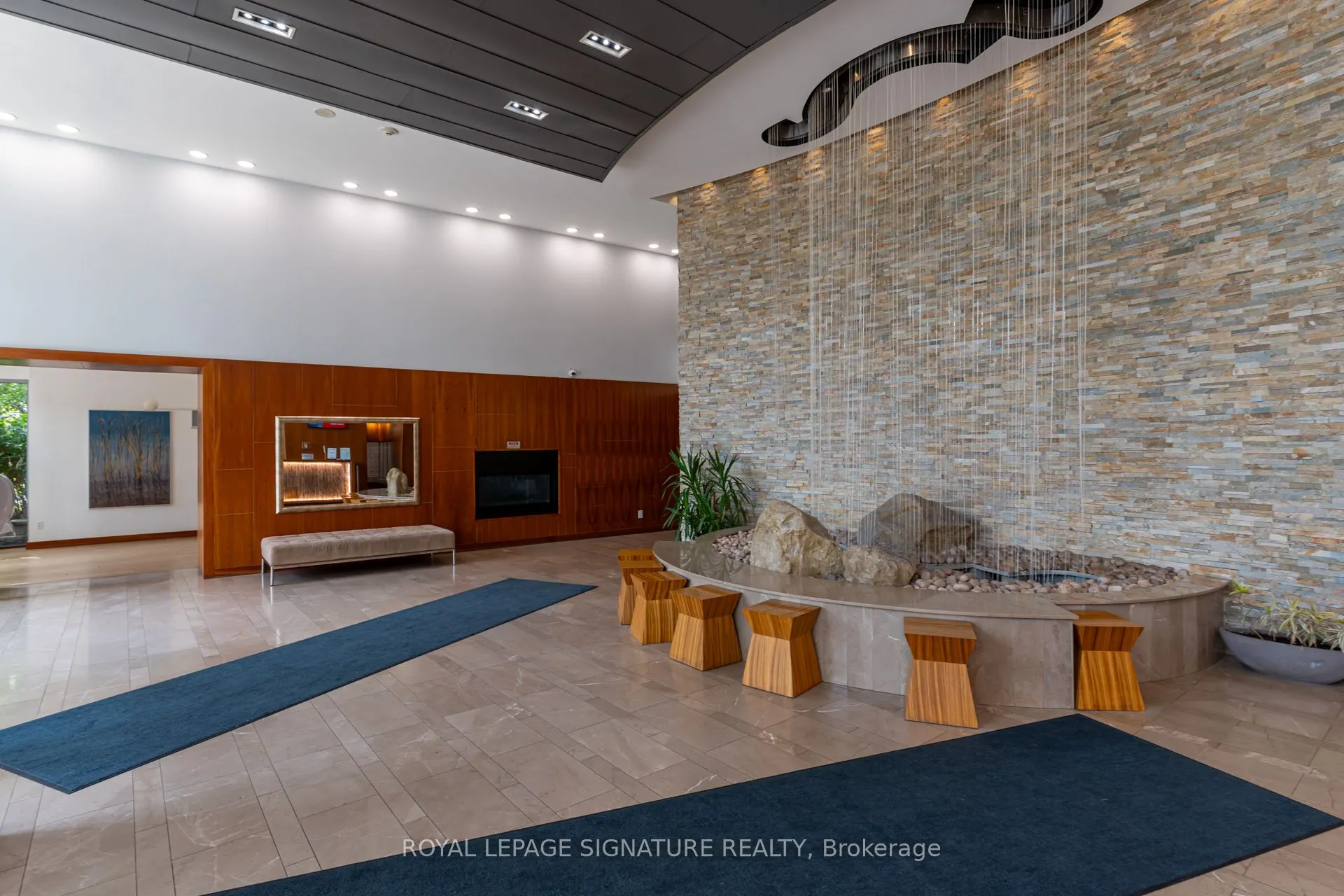 225 Webb Drive, #1808